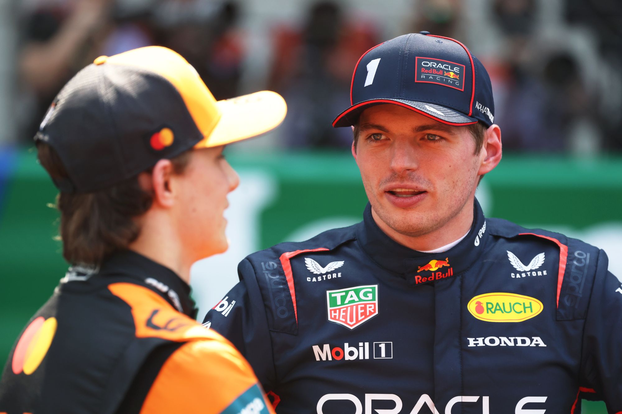 <p>Max Verstappen (right) is now level with Oscar Piastri (left) in the standings</p>