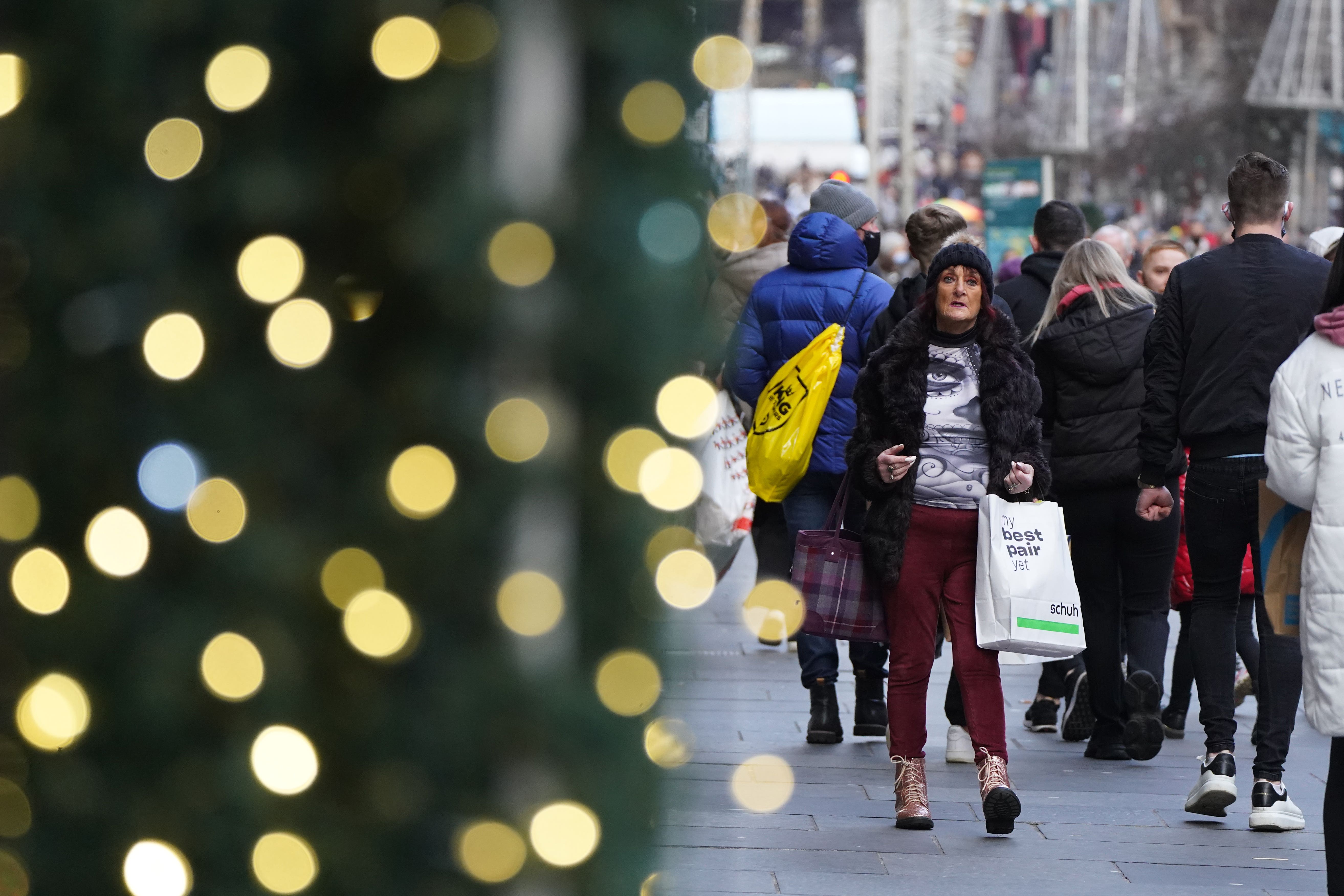<p>Retailers are offering Christmas delivery during the week</p>