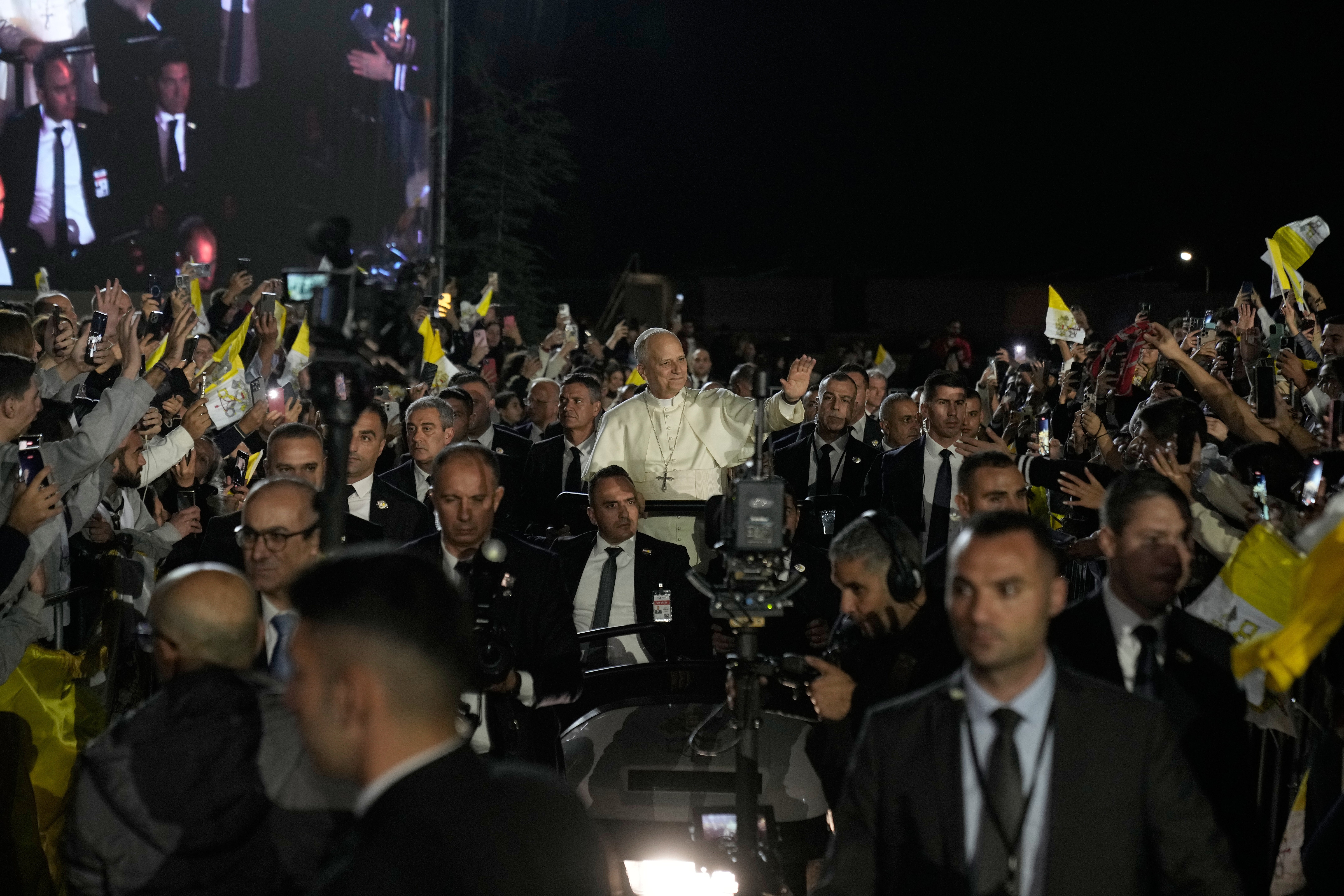 APTOPIX Lebanon Mideast Pope