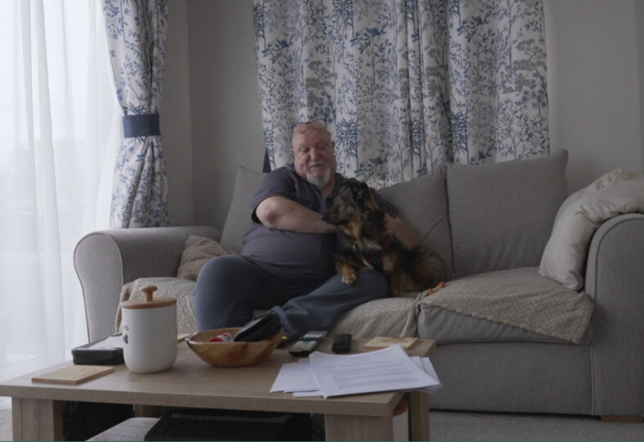 Mifflin has to use a Zimmer frame every time he walks his dog, because of the condition of his lungs