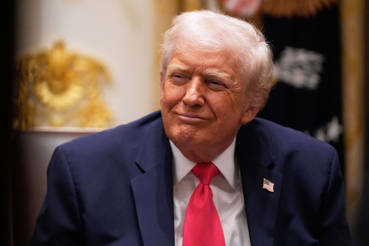 Trump set to weaken regulations on fuel efficiency for cars