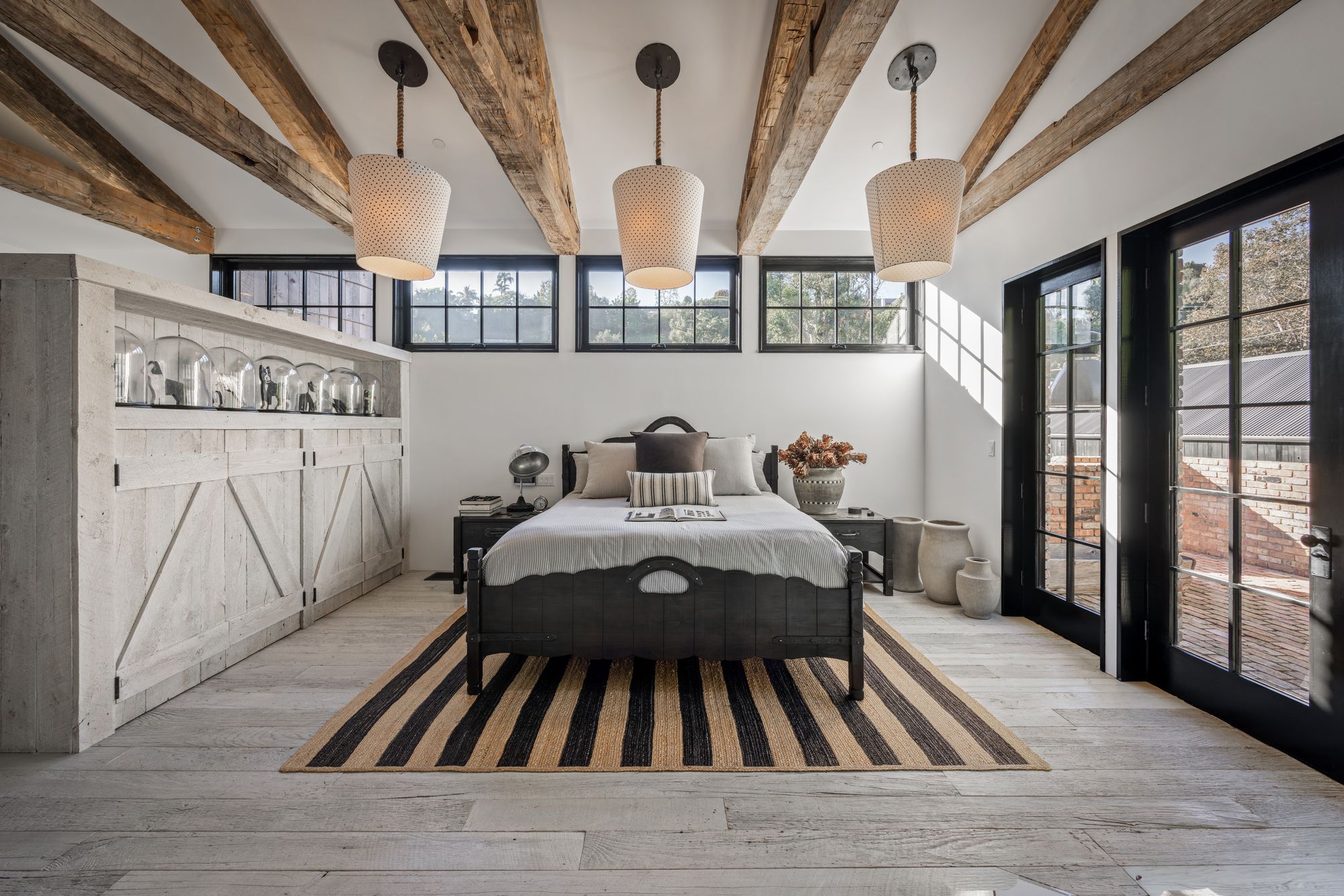 Кеатон је живела у кући са своје двоје деце, ћерком Дектер (29) и сином Дукеом (25).