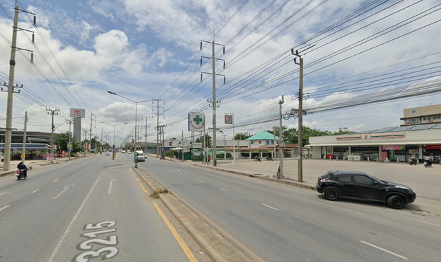 <p>The incident took place near Sai Noi hospital near Bangkok</p>