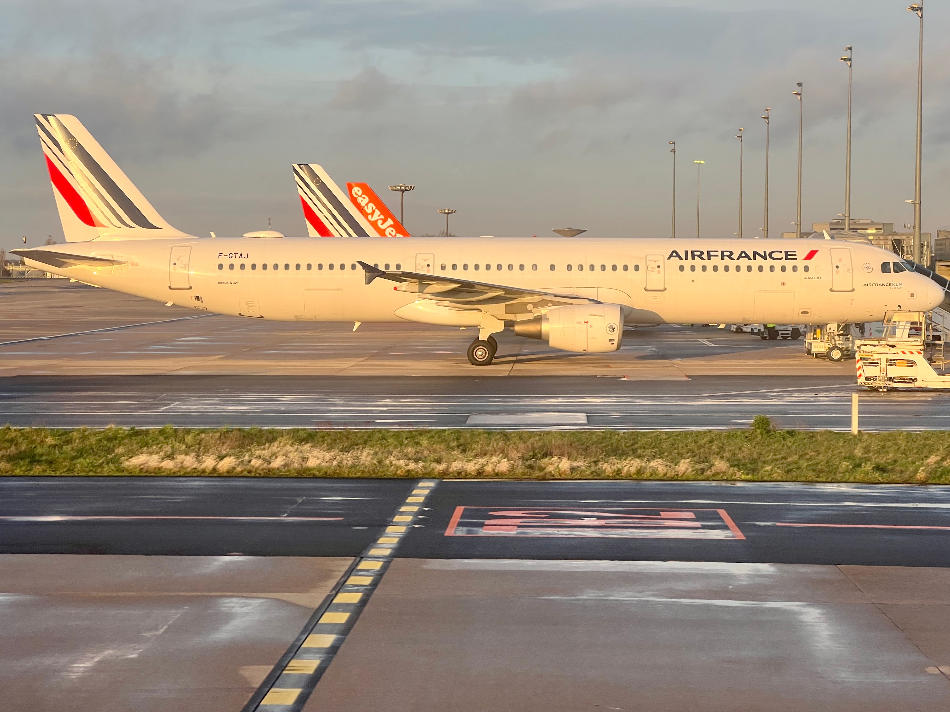 Destination Paris: Air France to take on easyJet from Gatwick