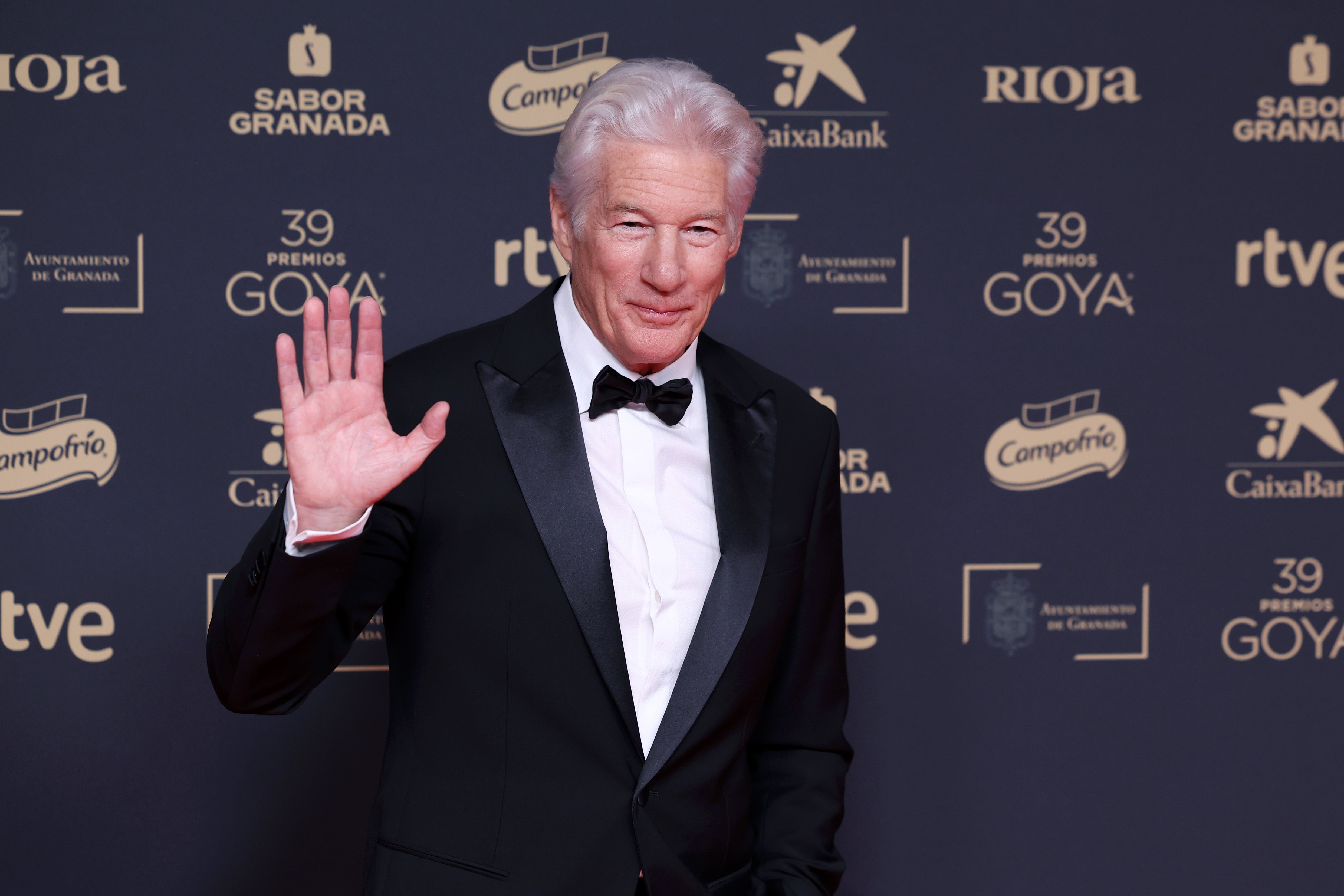 Richard Gere has made a rare comment on being banned from the Oscars for 20 years