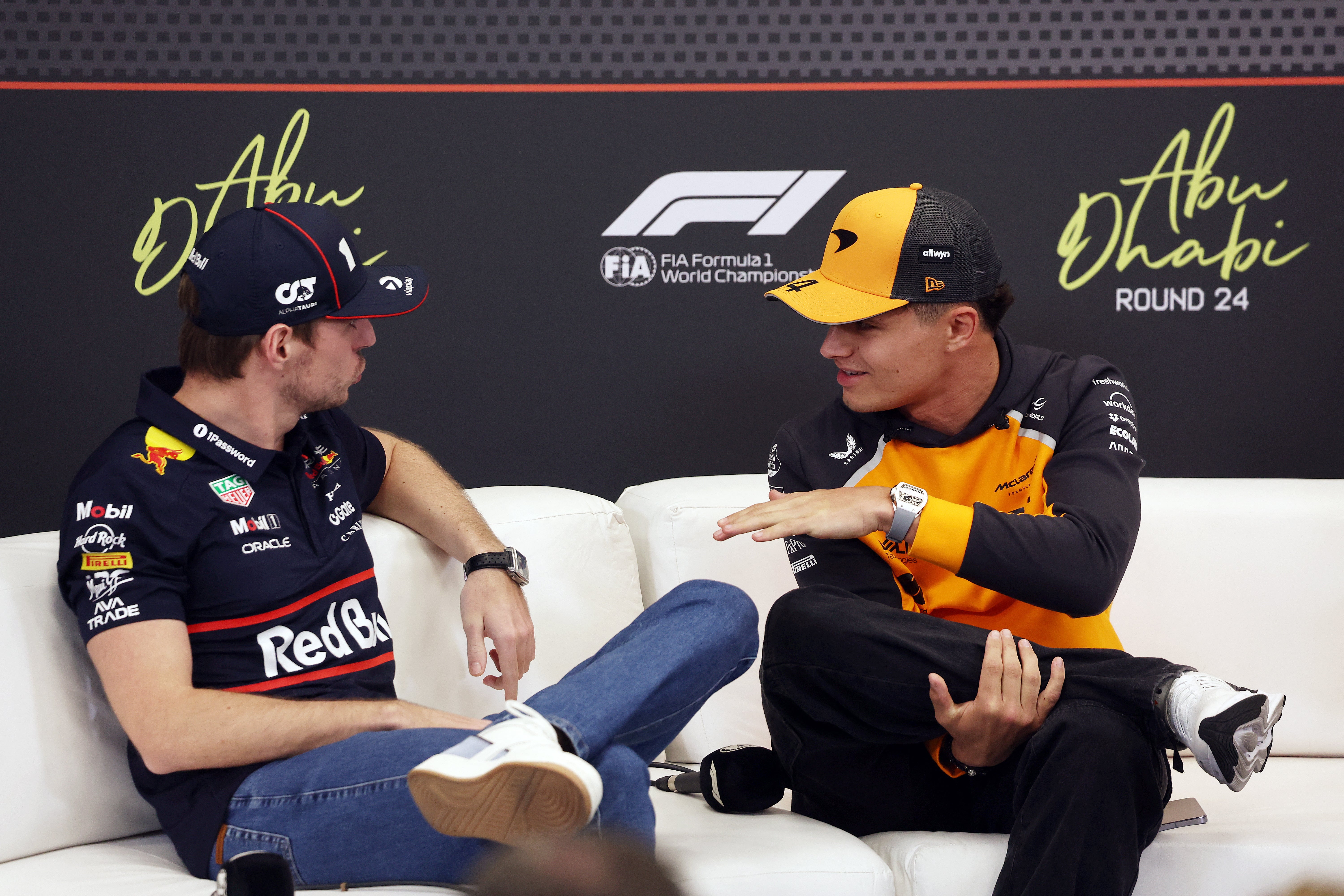 F1 Abu Dhabi GP live: Norris puts pressure on Piastri as Hamilton misses out in FP1