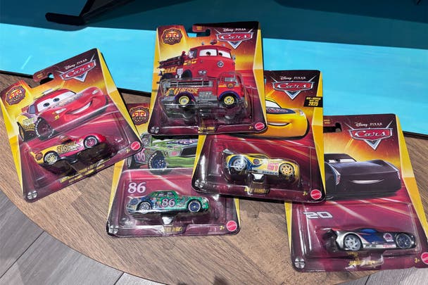best gift for three-year-olds indybest review Disney Cars 1-55 die cast car