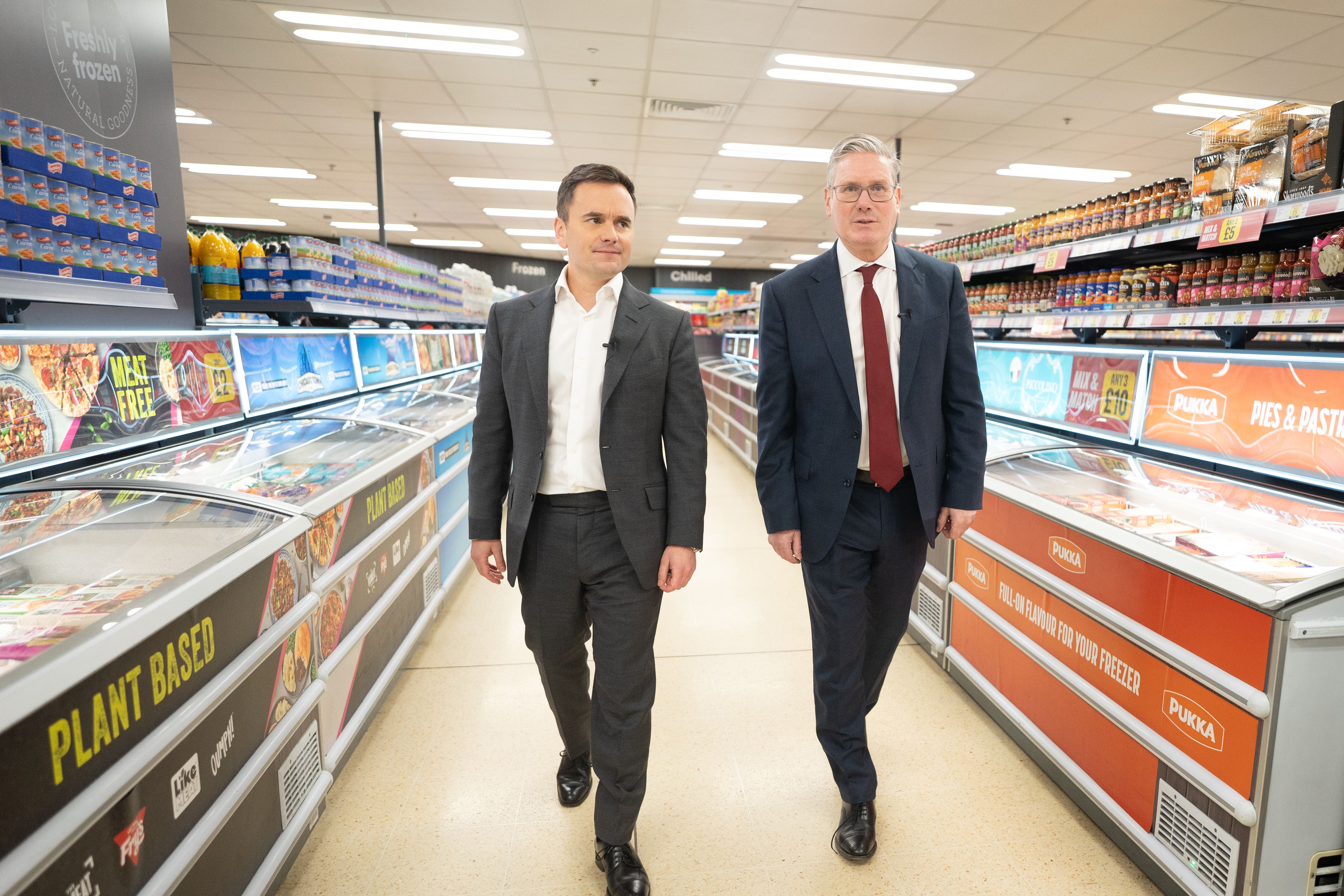 <p>Keir Starmer has made Iceland boss Richard Walker a Labour peer</p>