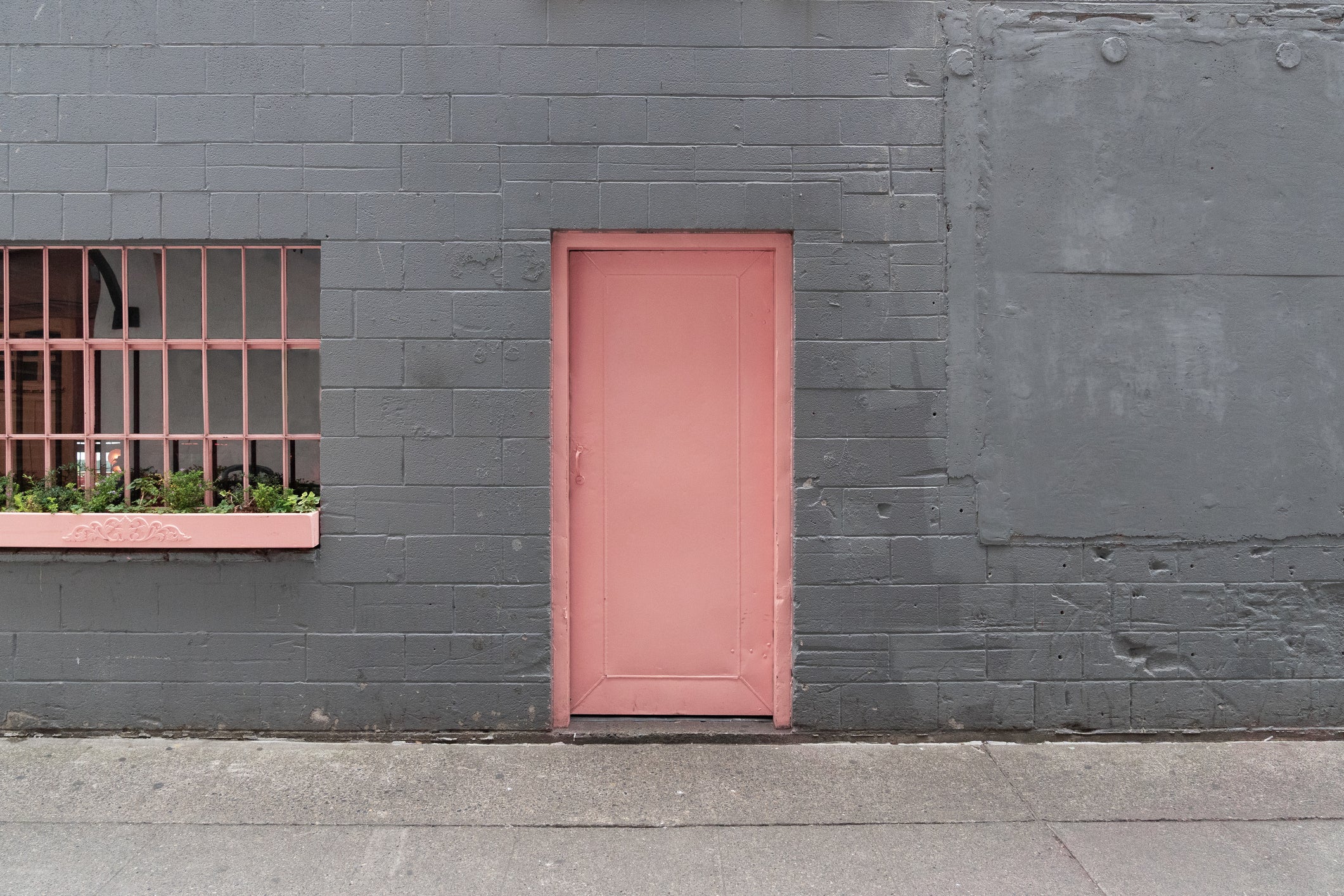 Hidden gems that make the cut include The Pink Door in Seattle, signposted by nothing other than a plain pink door in Post Alley