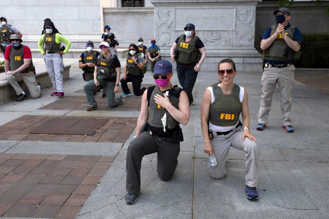 <p>FBI AGENTES DESPEDIDOS</p>