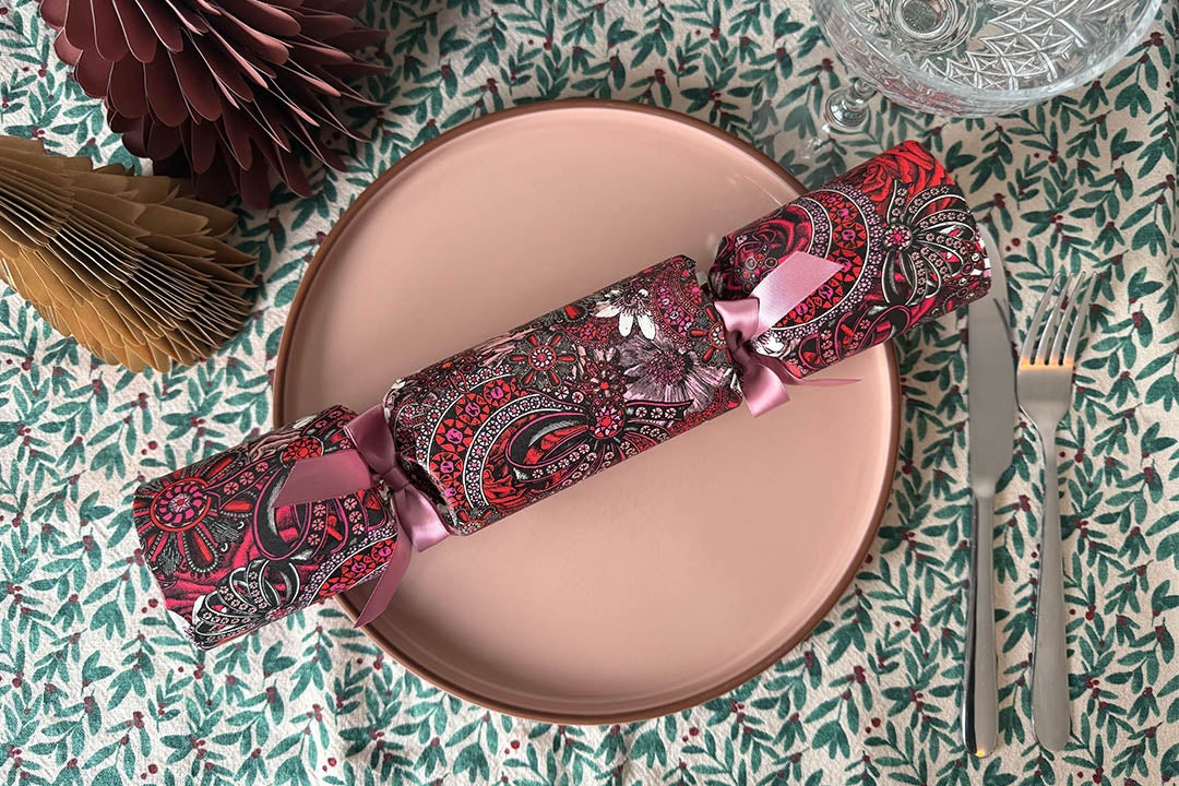 We wanted trendy yet polished designs, first-rate materials and crowd-pleasing trinkets