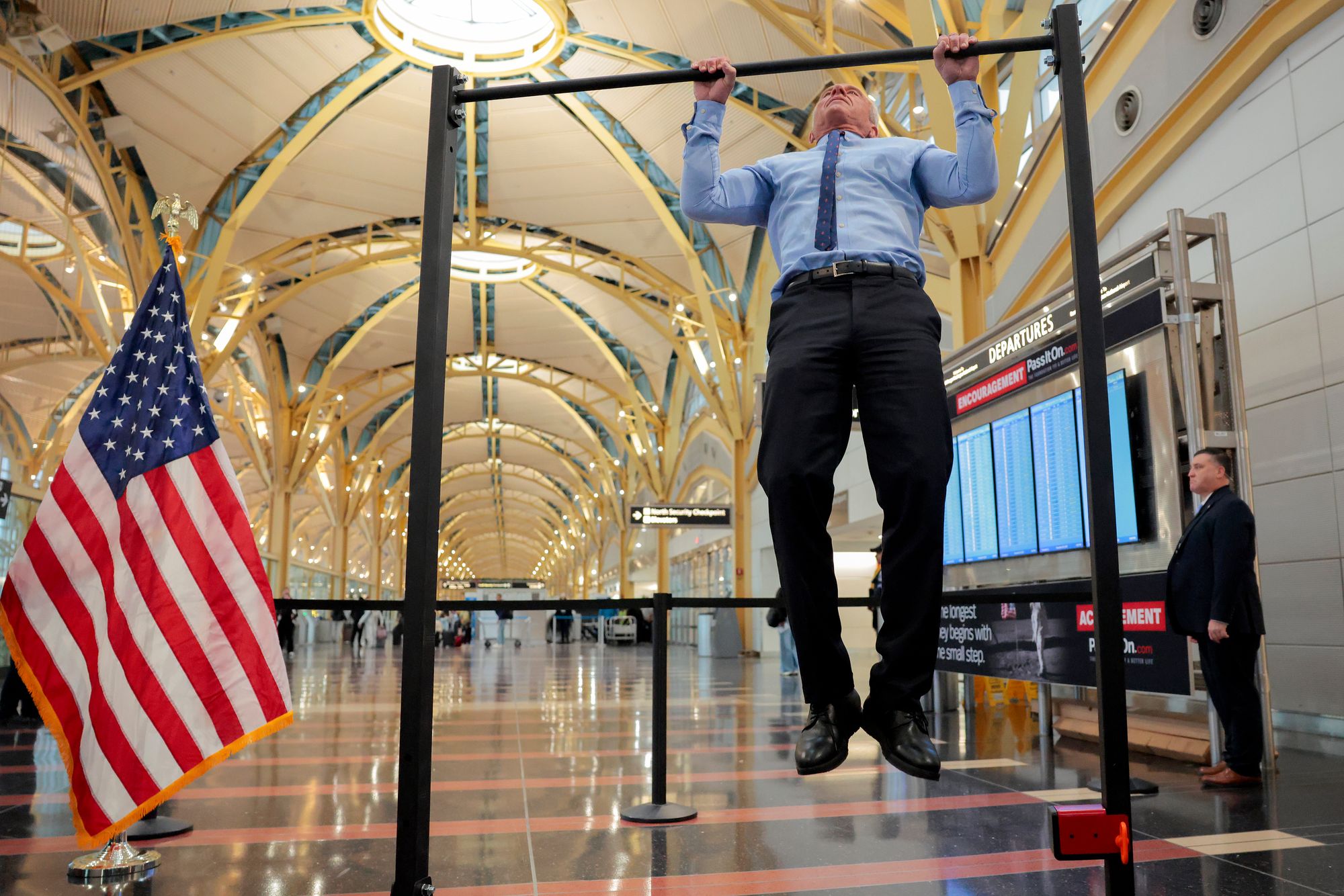 71 year-old RFK Jr managed to do 20 pull-ups