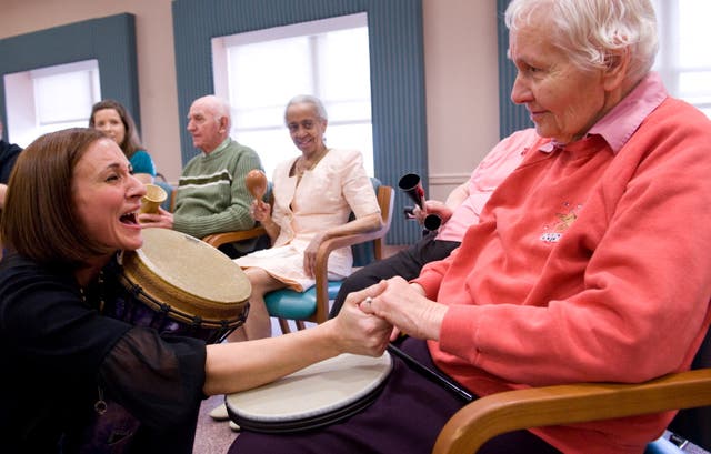 <p>A music therapist works with Alzheimer’s disease patients in Maryland in October 2009. A new assessment conducted by the Society for Risk Analysis has found that Alzheimer’s patients in the state’s rural communities are underserved — like many similar areas across the nation</p>