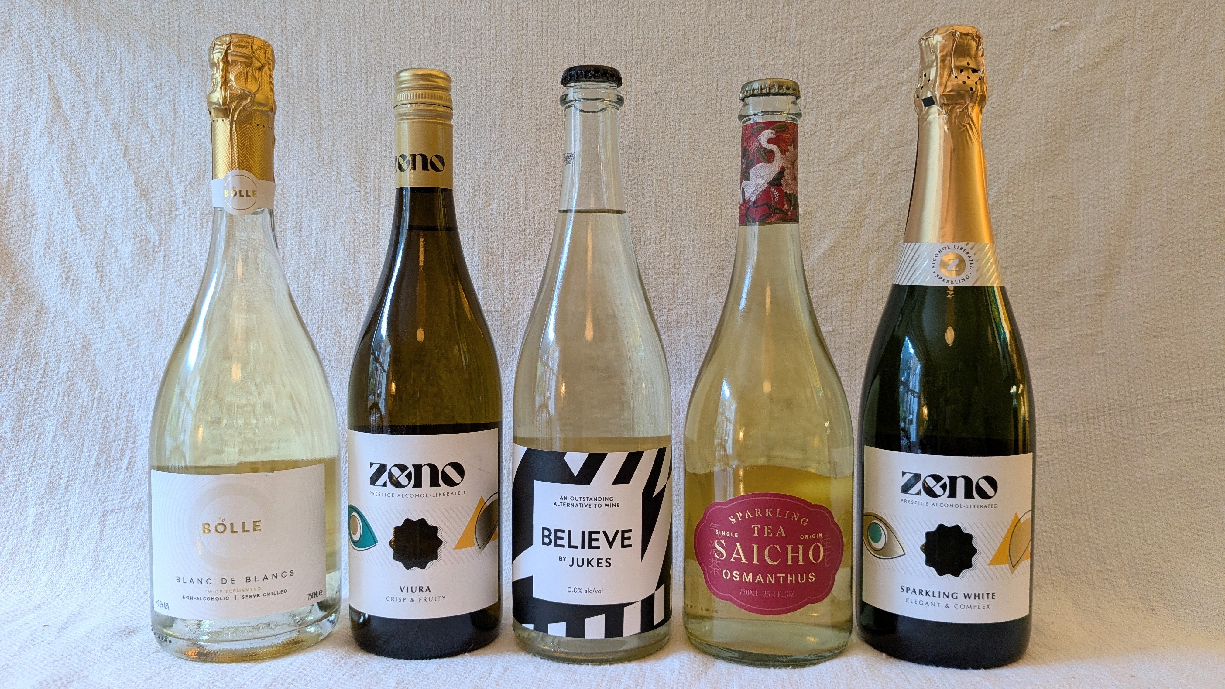 Proof that booze-free bubbles and whites can hold their own at the Christmas table