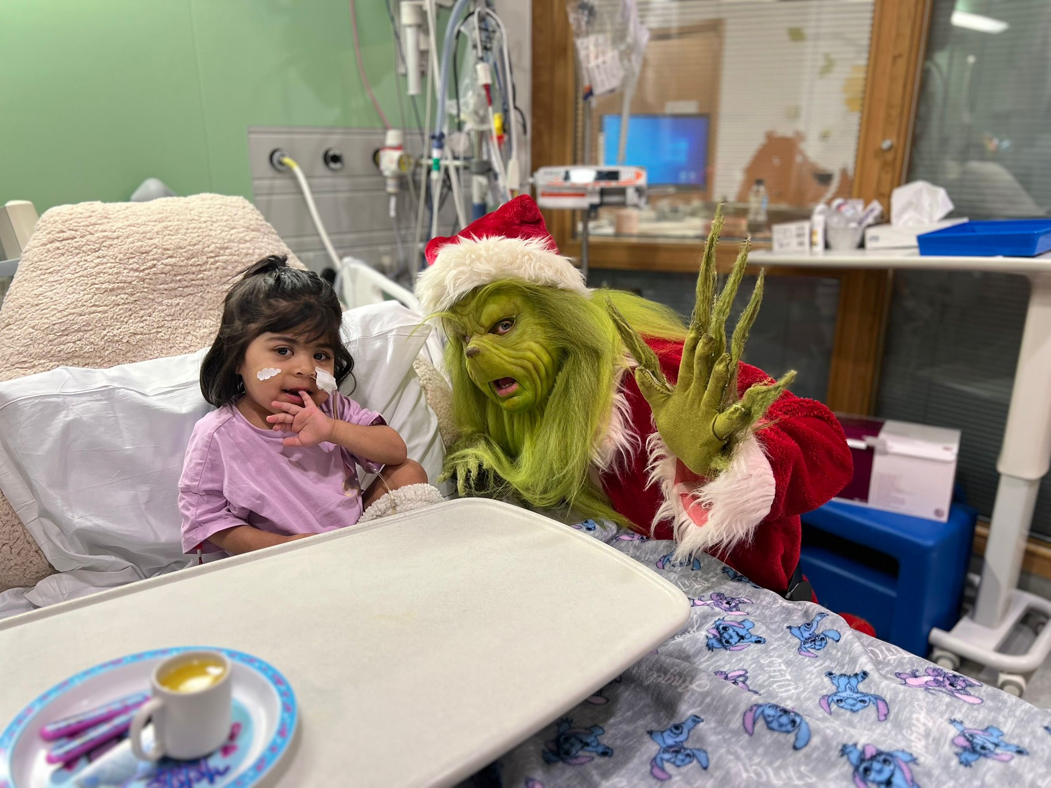 Zarwa with the Grinch