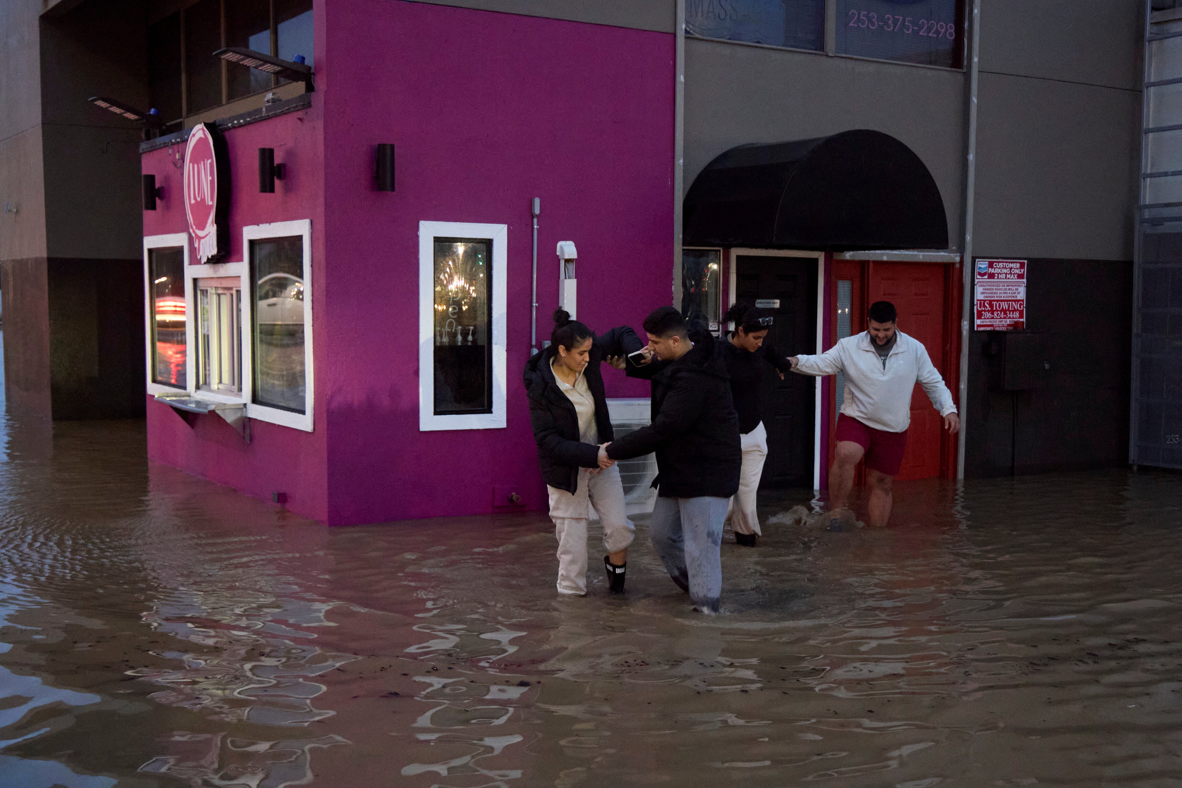 Thousands of people across the state were without electricity Thursday morning
