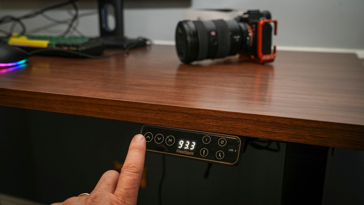 I tested the full features of each desk