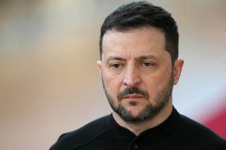 Ukrajinski predsjednik Volodymyr Zelensky gleda dok dolazi na Posebno Europsko vijeće kako bi raspravljali o kontinuiranoj potpori Ukrajini i europskoj obrani u sjedištu EU-a u Bruxellesu 6. ožujka 2025.