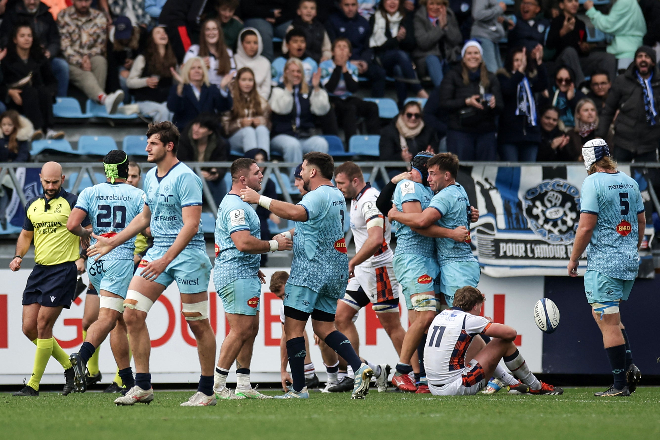 Castres shut out Edinburgh to show their strength at home