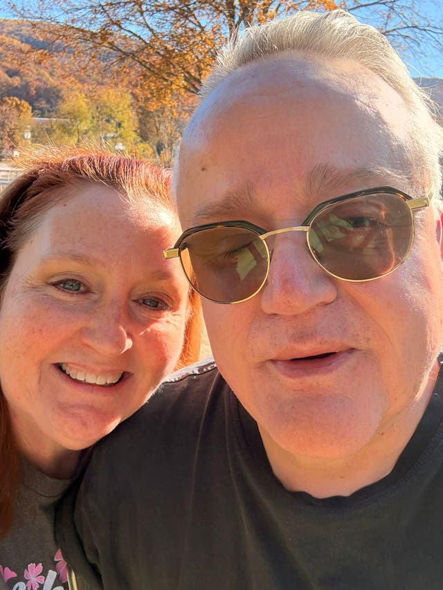 <p>Happier times: Geoff and Dawn Spink in Danielsville, Georgia before they learnt their British Airways booking had been cancelled</p>