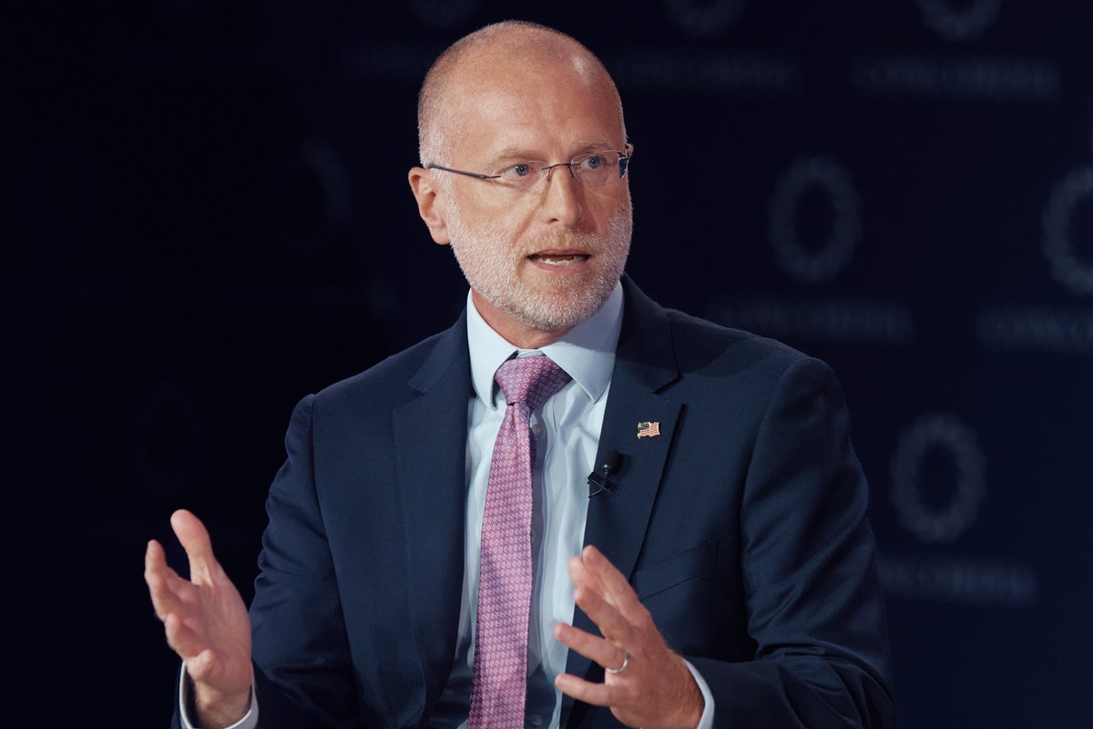 FCC commission chair approves huge media merger in landmark decision