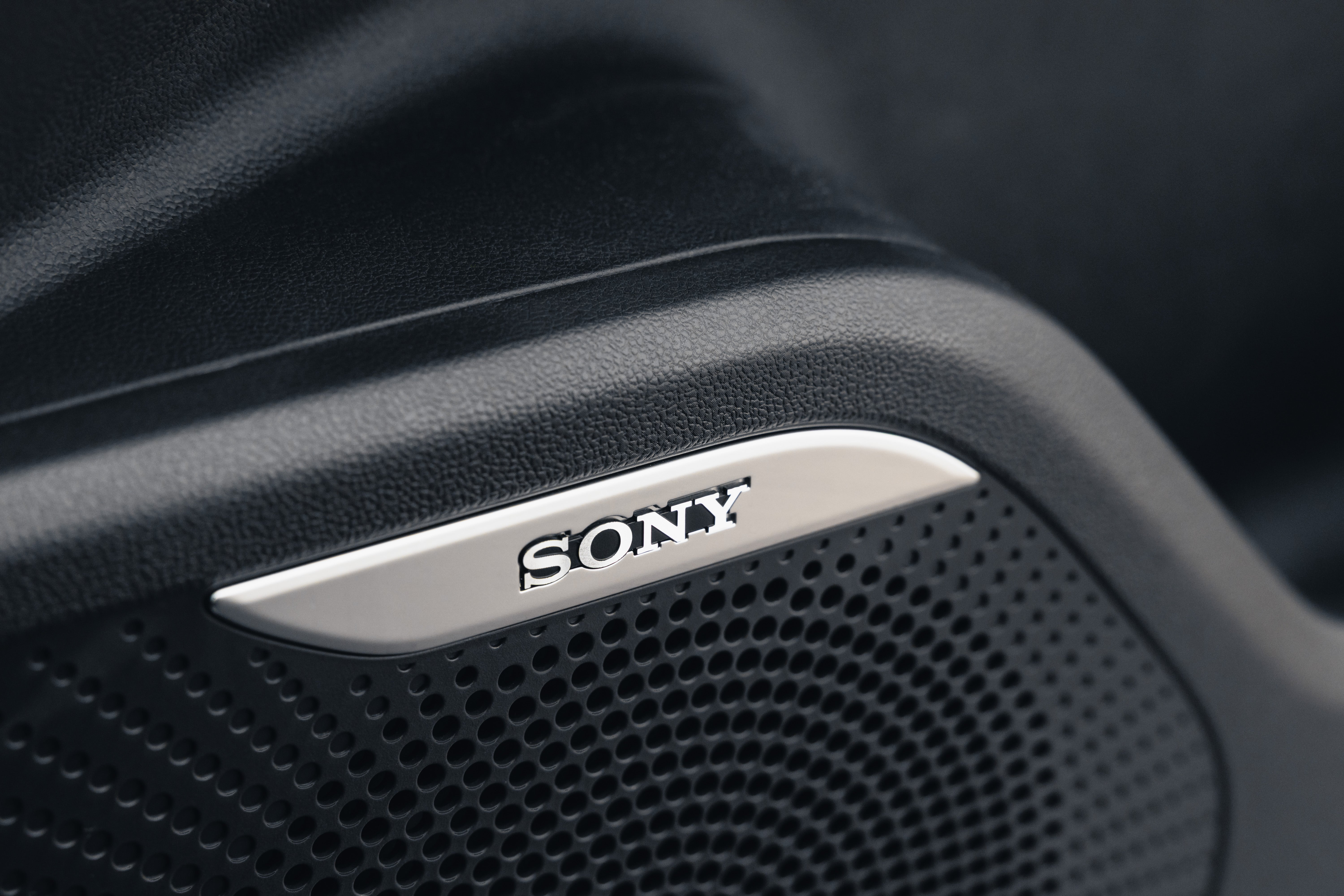 The Chery Tiggo 9's 14-speaker Sony stereo is only so-so