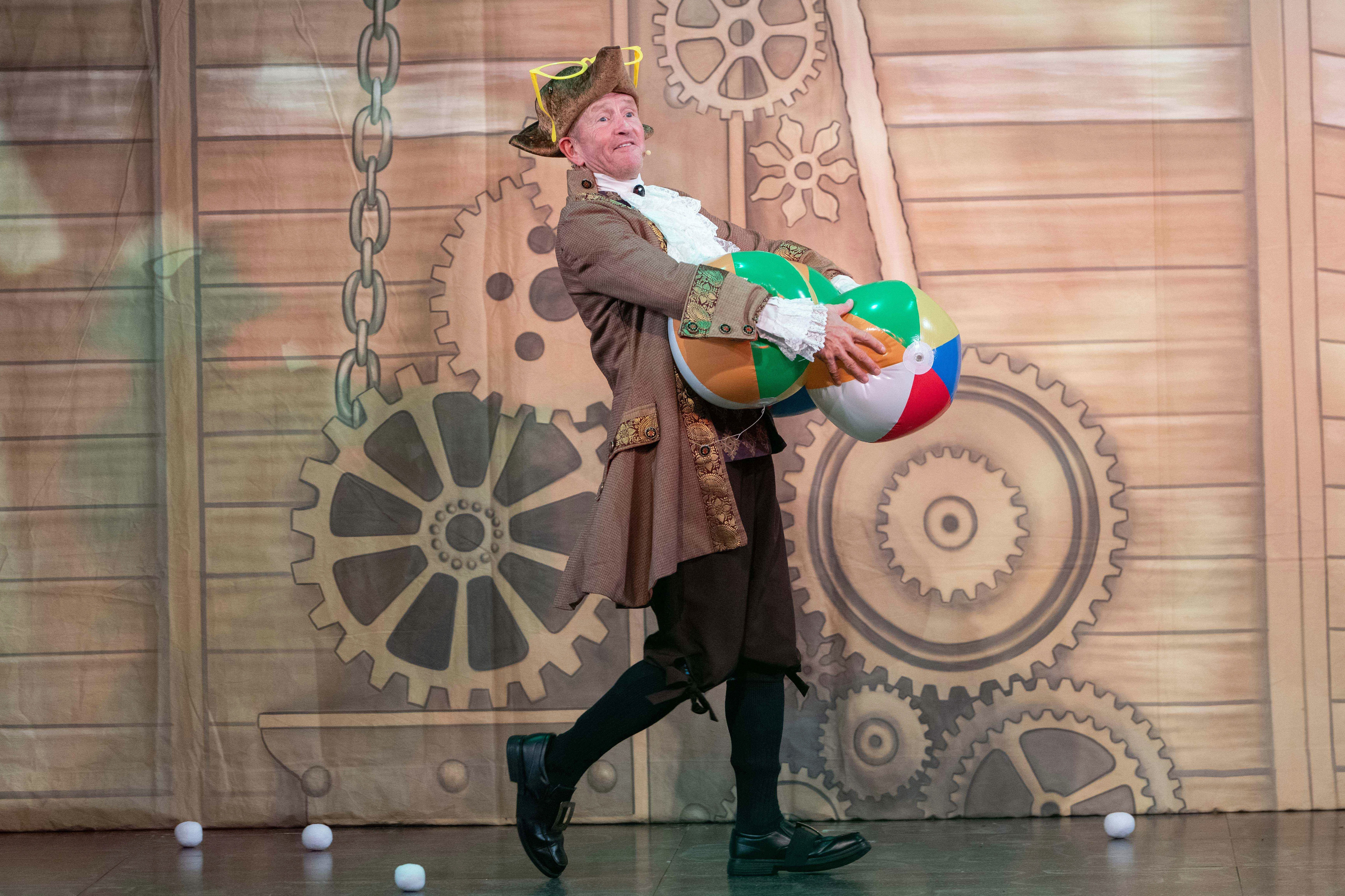 ‘Eddie the Eagle’ is now trying his hand at pantomime