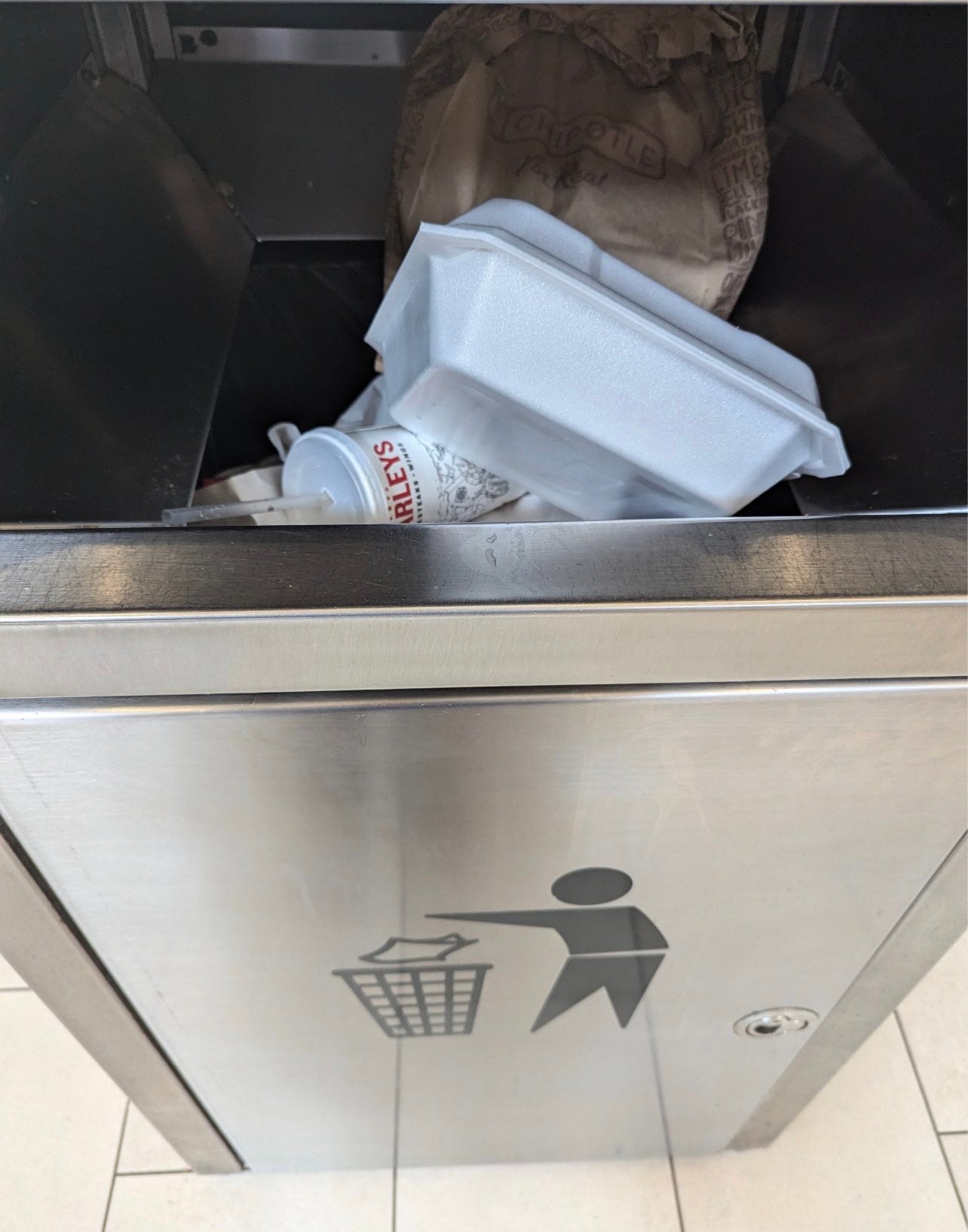 Prosecutors allege DNA recovered from Jackson’s torso in 1997 was matched decades later to DNA extracted from a plastic straw used by Dykes at a Charley’s Cheesesteaks restaurant in Tampa