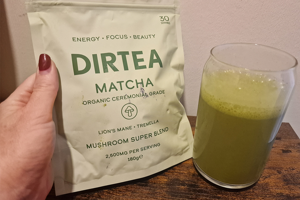 Best matcha powder IndyBest review DIRTEA’s matcha mushroom super blend 