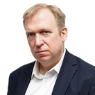 Head shot of David Maddox