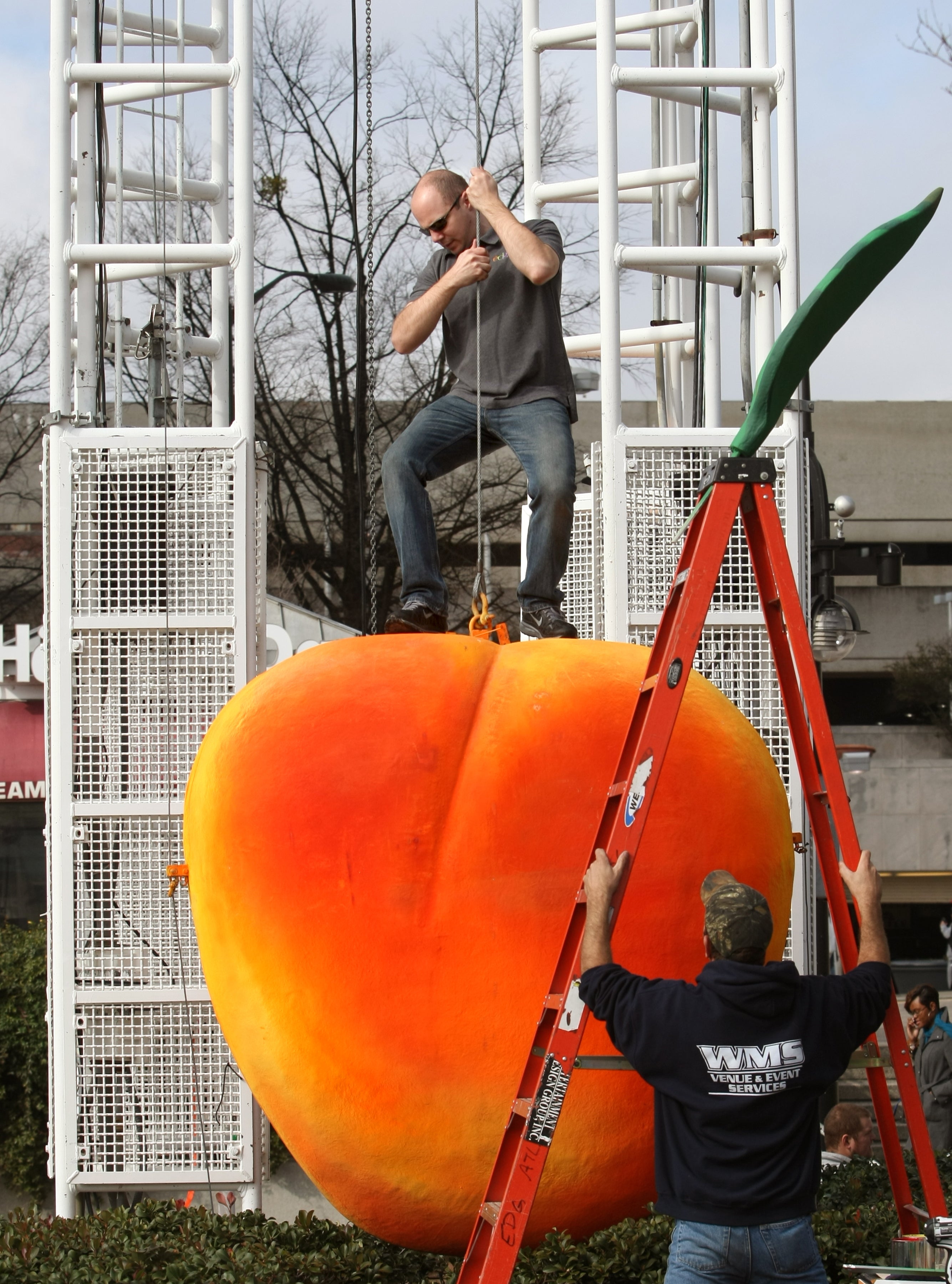 Atlanta this year is innovating with a ‘digital drone peach in the sky,’ replacing its traditional peach drop