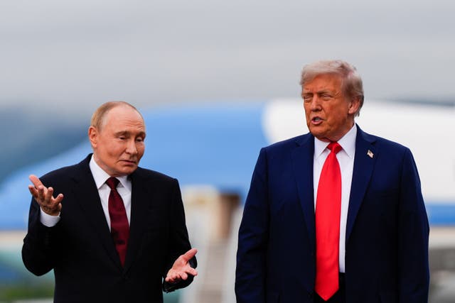 <p>Donald Trump and Vladimir Putin in Alaska last August</p>