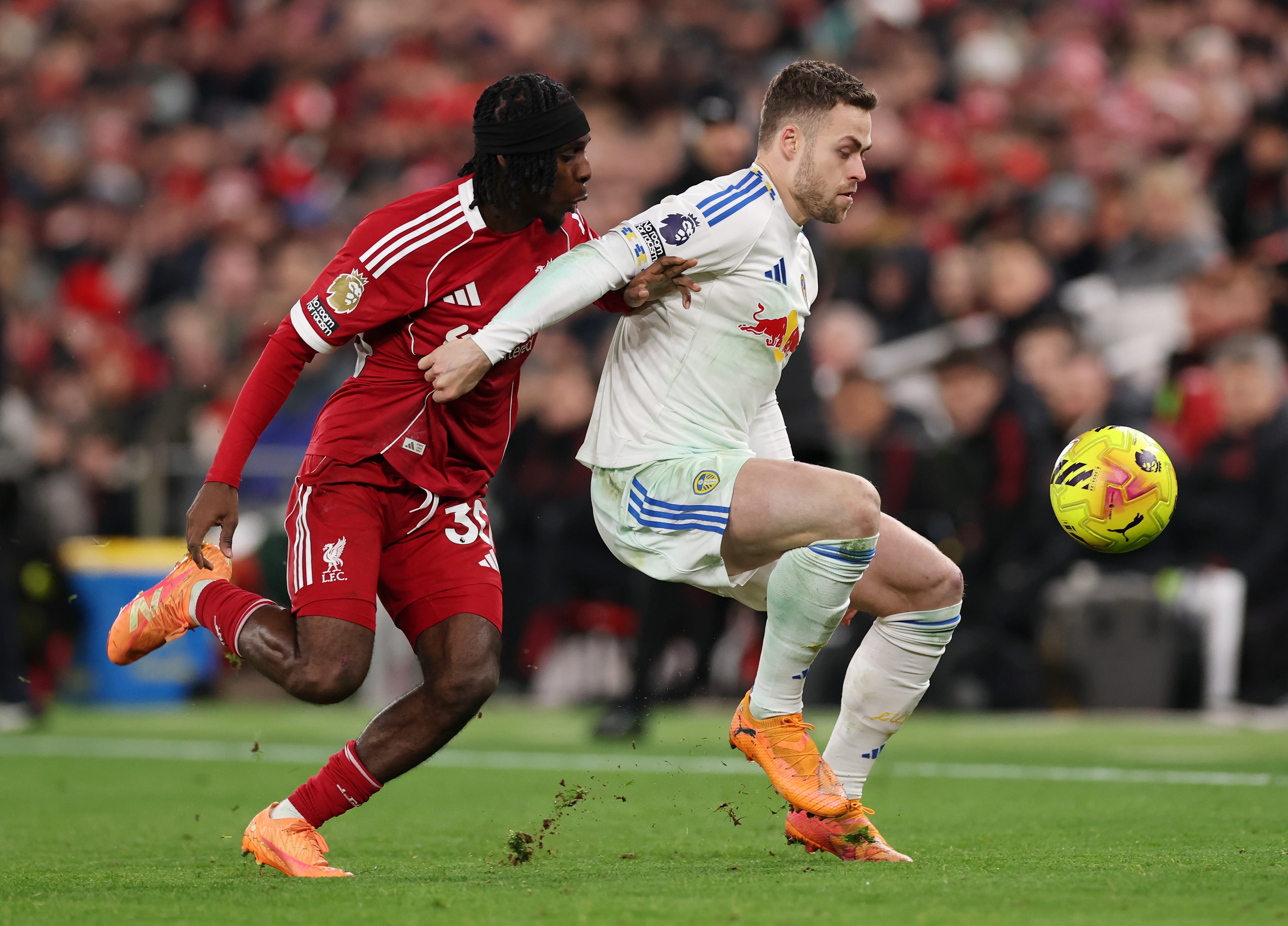 Daniel Farke hails ‘special performance’ as Leeds frustrate lacklustre Liverpool
