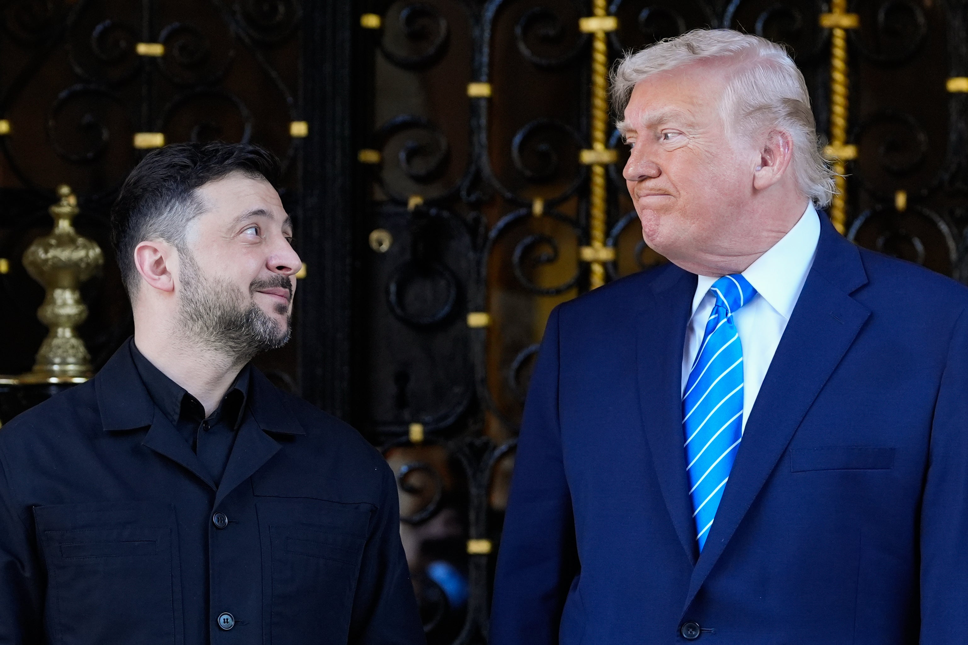 <p>Ukrainian president Volodymyr Zelensky and his American counterpart Donald Trump may be close to an agreement between themselves, but that may not mean agreement with Russia</p>