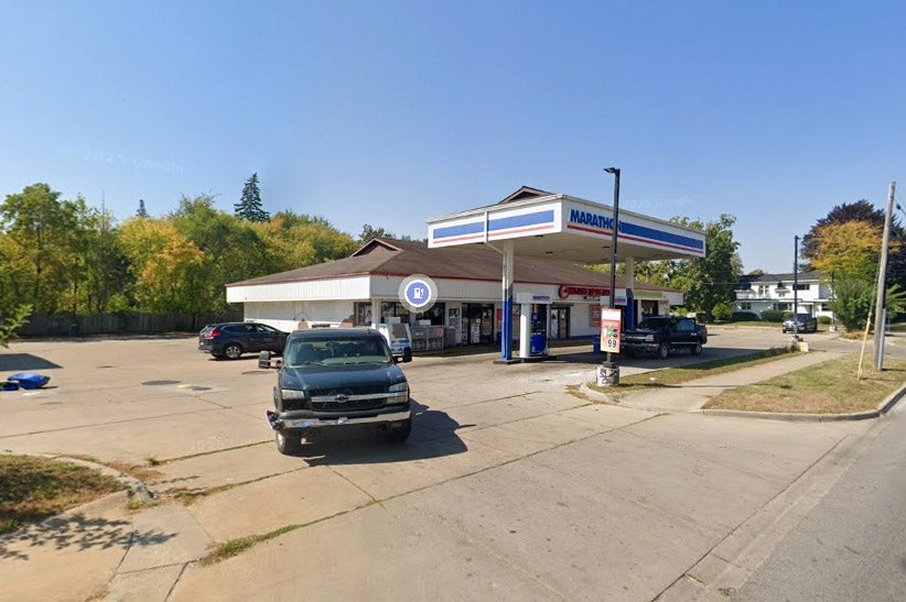 Police in Michigan said a pregnant woman was killed in a shooting early Wednesday morning