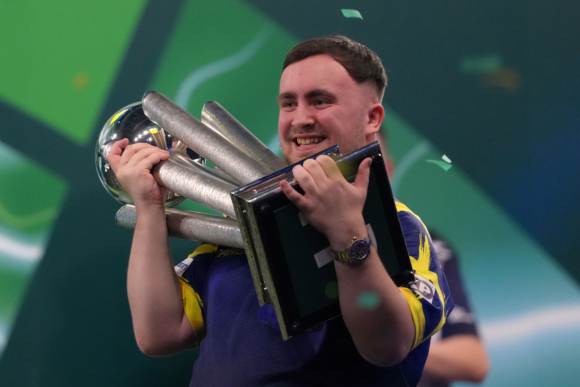 World Darts Championship live: Luke Littler thrashes Gian van Veen to win back-to-back world titles