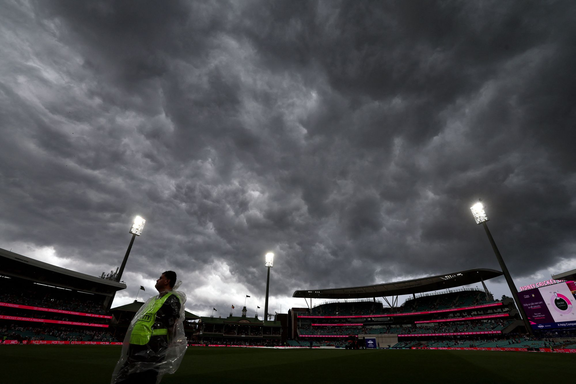 Storms in Sydney curtailed the opening day of the fifth Test