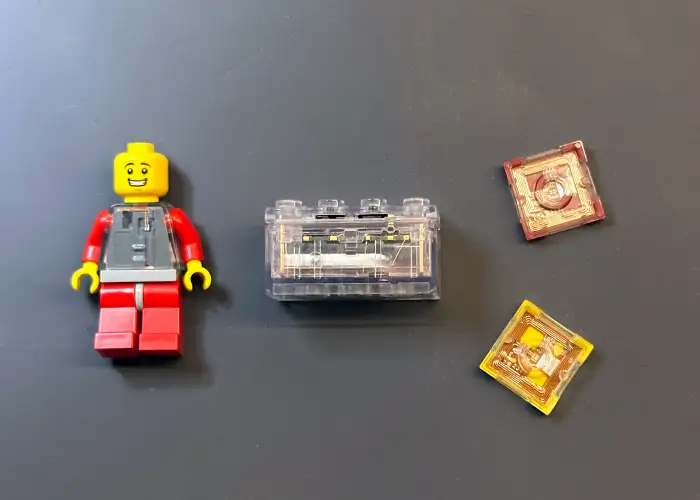 Lego smart bricks and minifigures