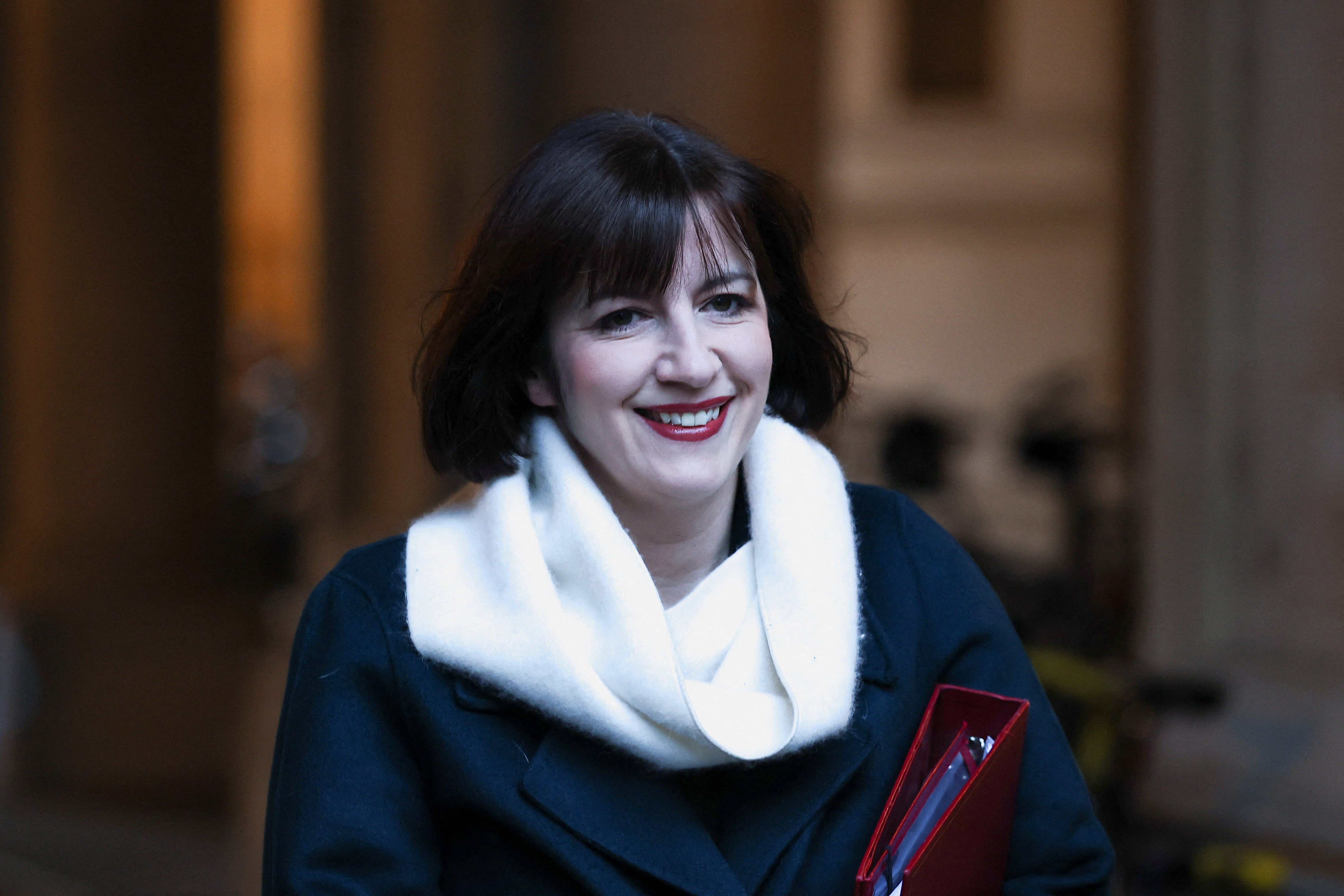 Education Secretary Bridget Phillipson has backed the guide for parents