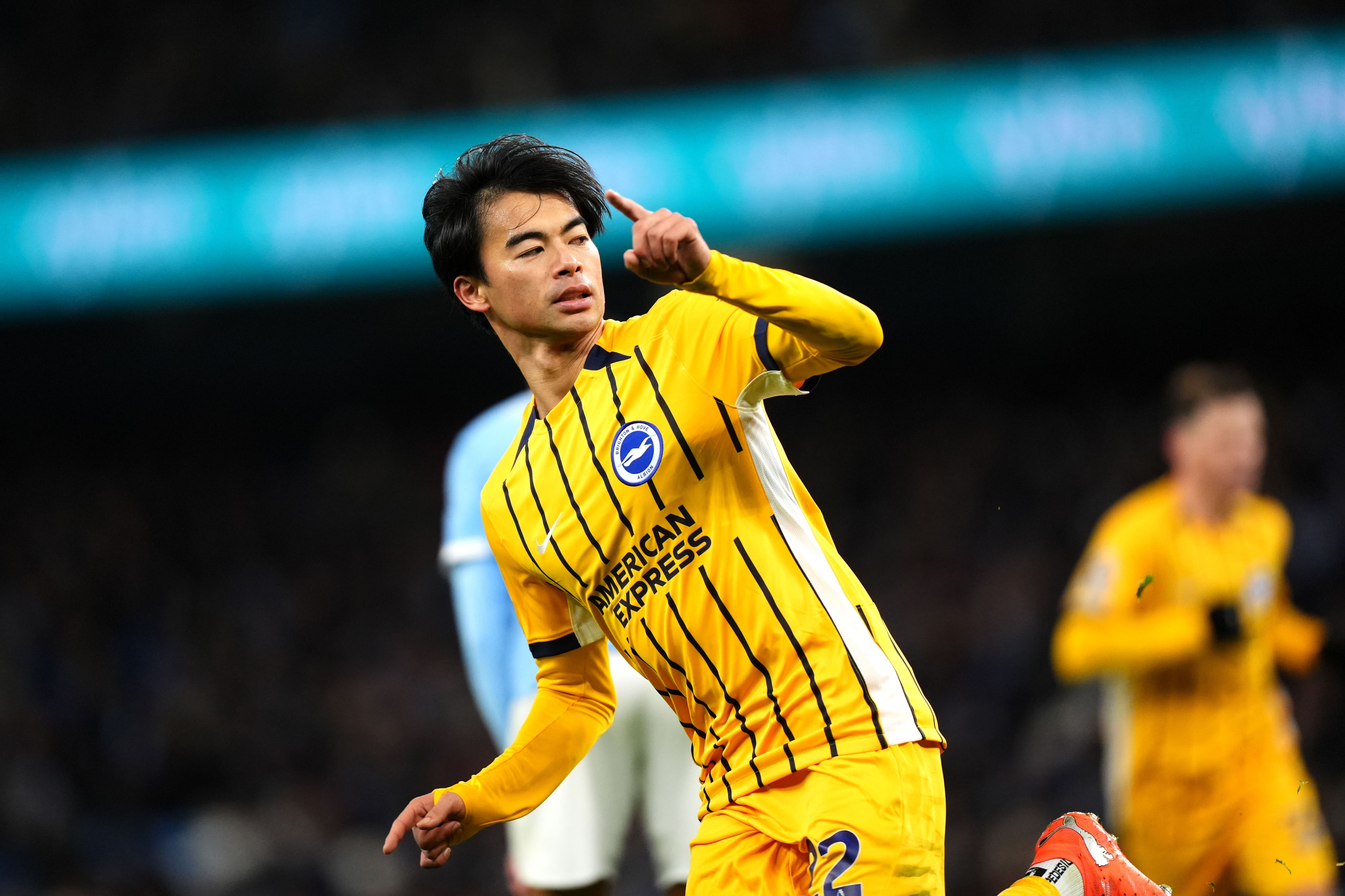 Manchester City drop more points in title race as Brighton earn draw