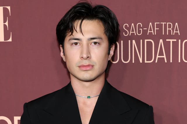 <p>Hudson Williams has opened up about the messages he's received from closeted professional athletes following the success of 'Heated Rivalry'</p>