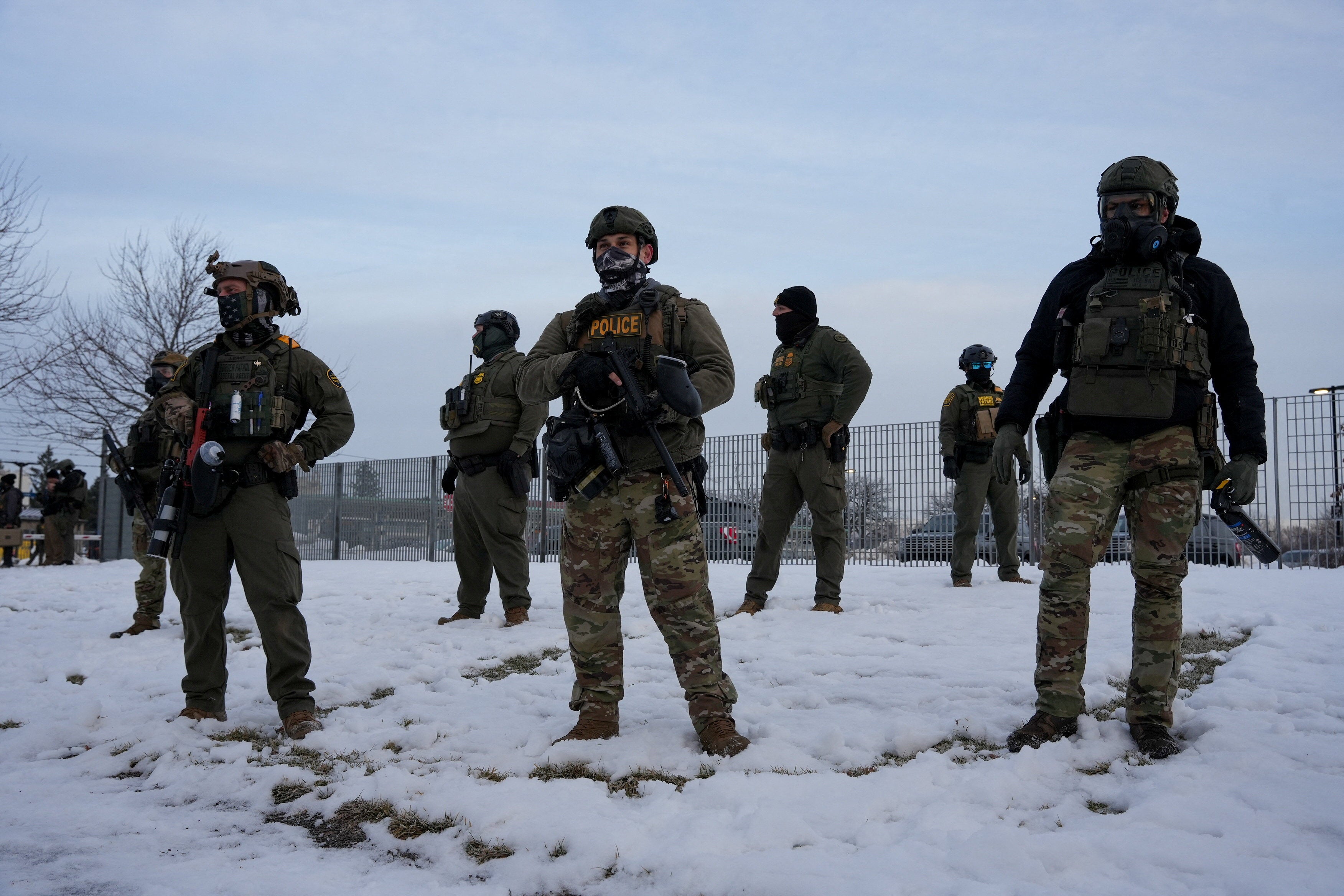 Savezni agenti, uključujući graničnu patrolu, viđeni su kako se suočavaju s prosvjednicima u Minneapolisu nakon što su ubili Renee Nicole Good