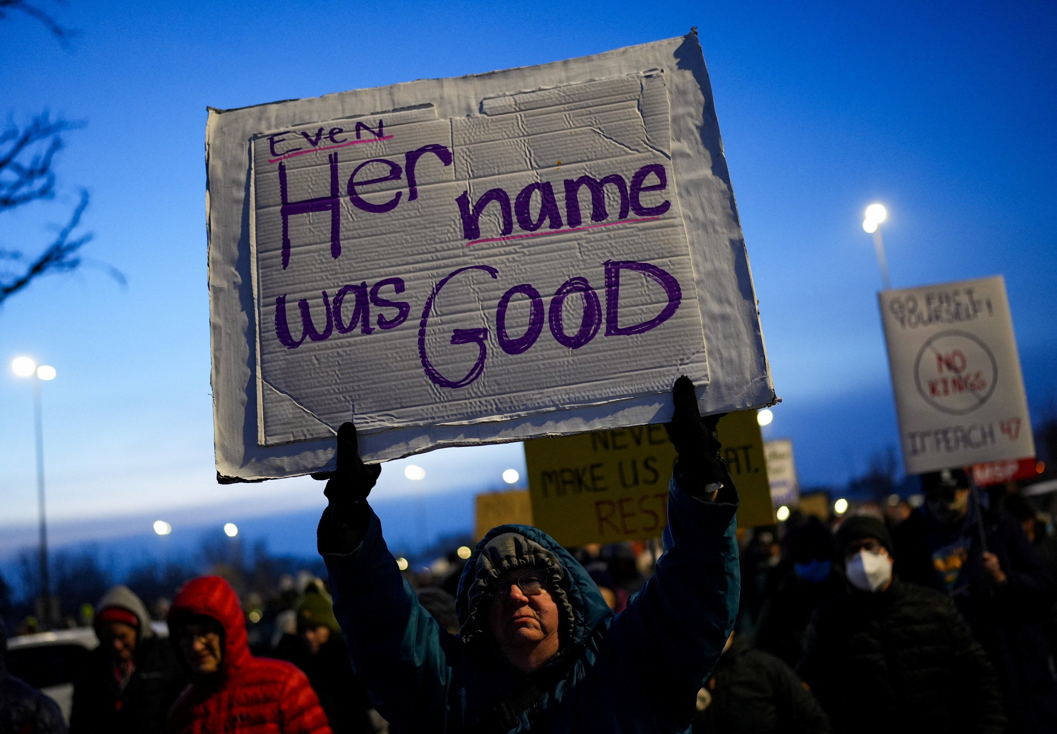 People protest against the fatal shooting of Renee Nicole Good by an ICE agent in Minneapolis