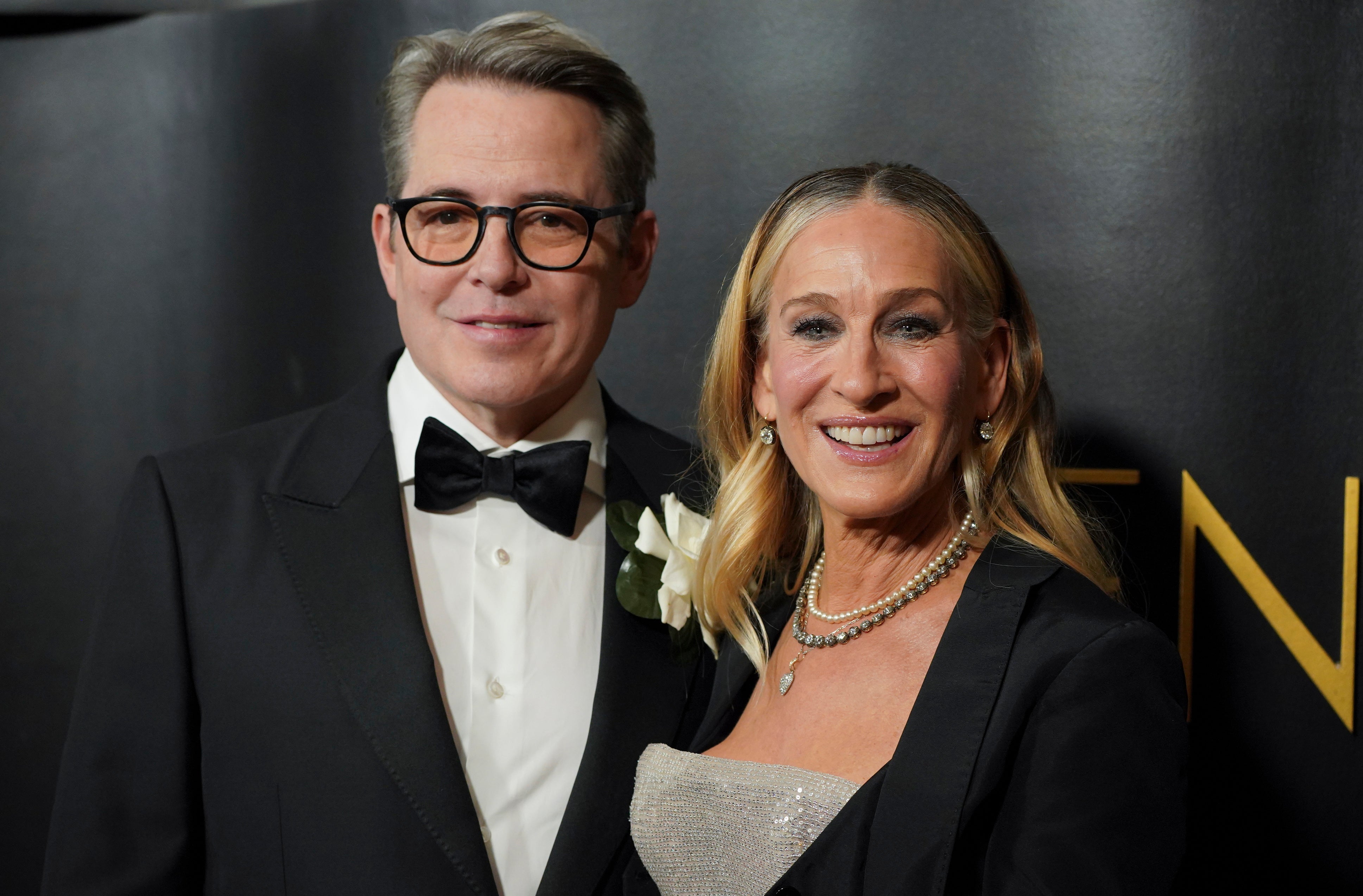 Matthew Broderick, left, and Sarah Jessica Parker arrive at the Golden Globes Golden Eve