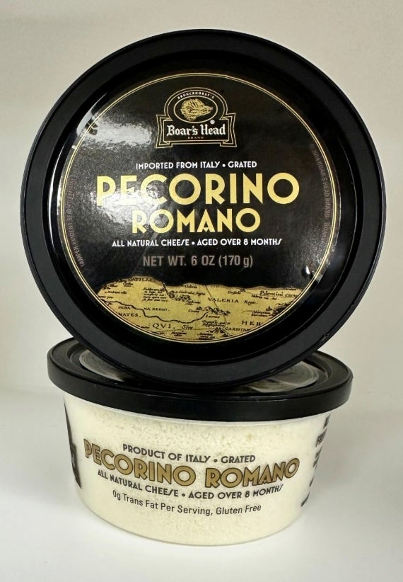 Os produtos de queijo da Ambriola Company, incluindo alguns da marca Boar's Head, foram recolhidos em novembro passado.