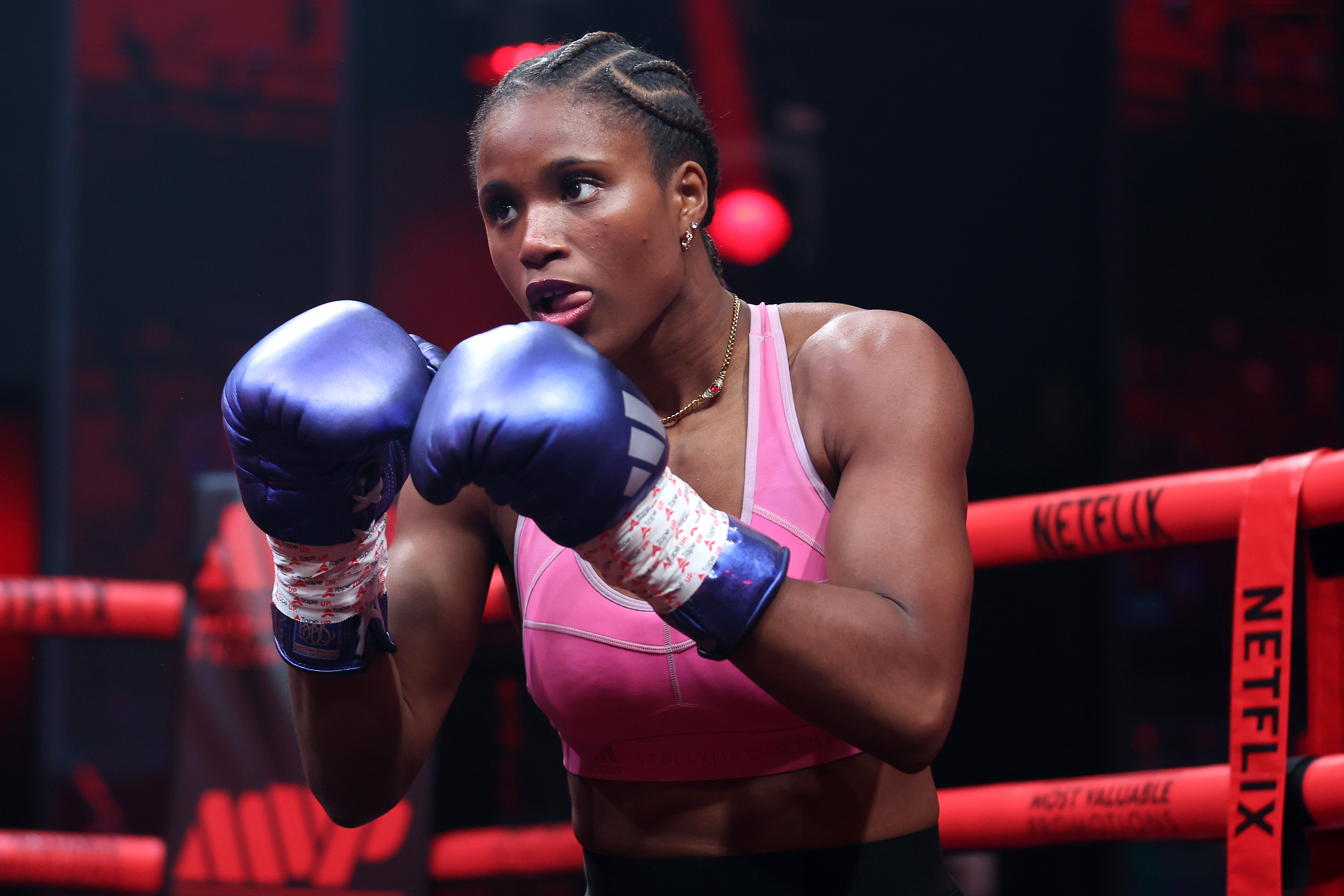 Caroline Dubois in an open workout in Miami, Florida