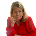 Head shot of Lucy Dunn