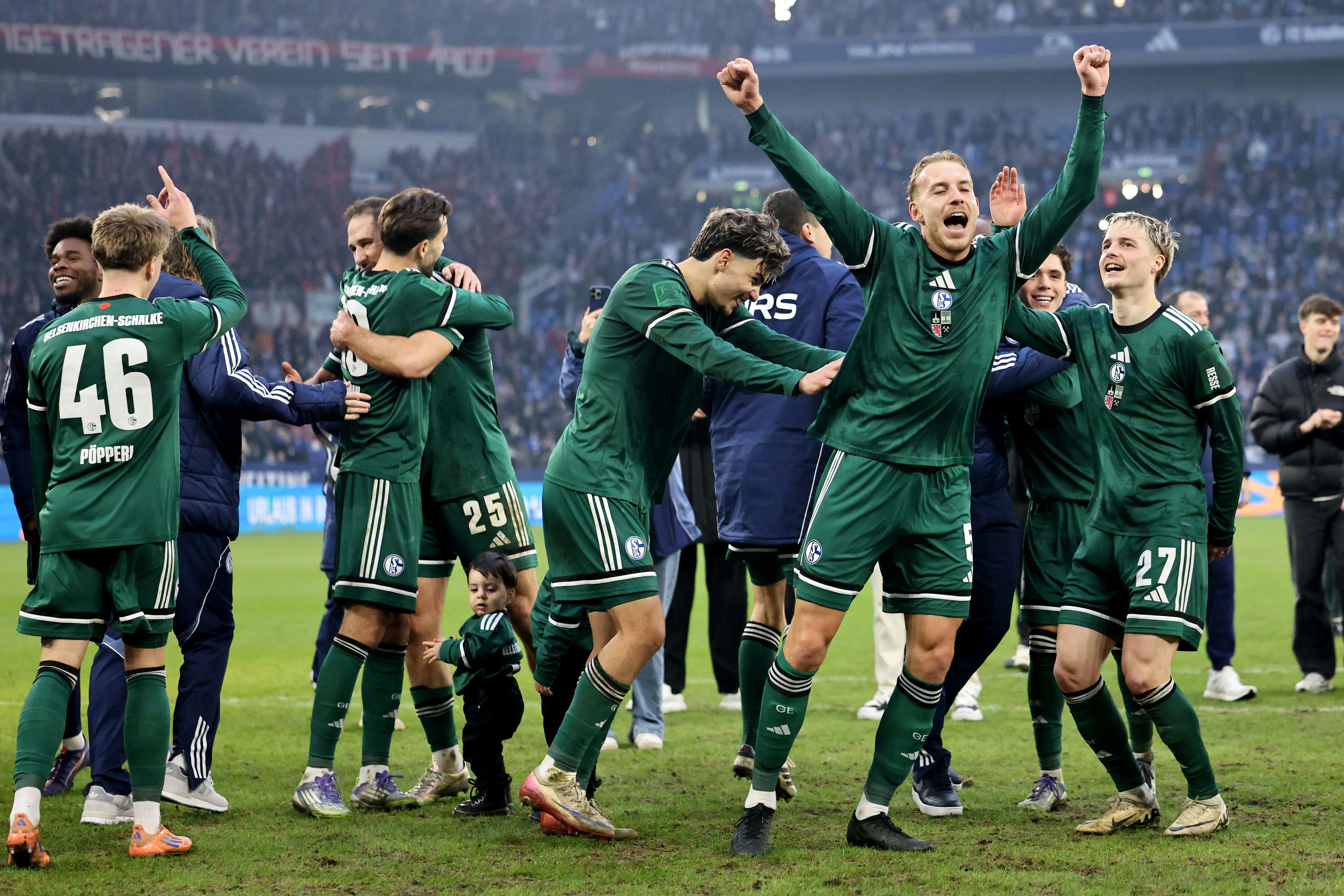 <p>Schalke have plenty to celebrate as they top the 2. Bundesliga</p>