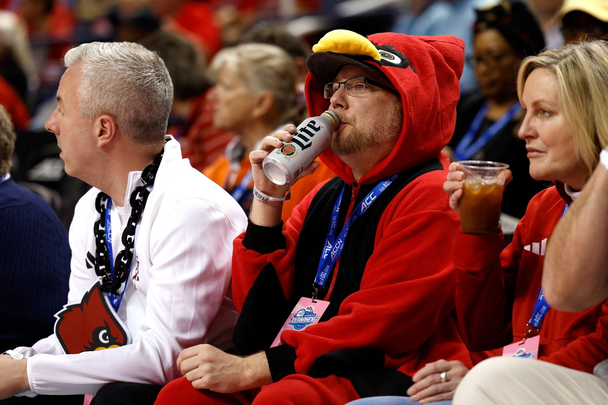 <p>Our hangovers get worse as we age. That’s because of changes in the body</p>