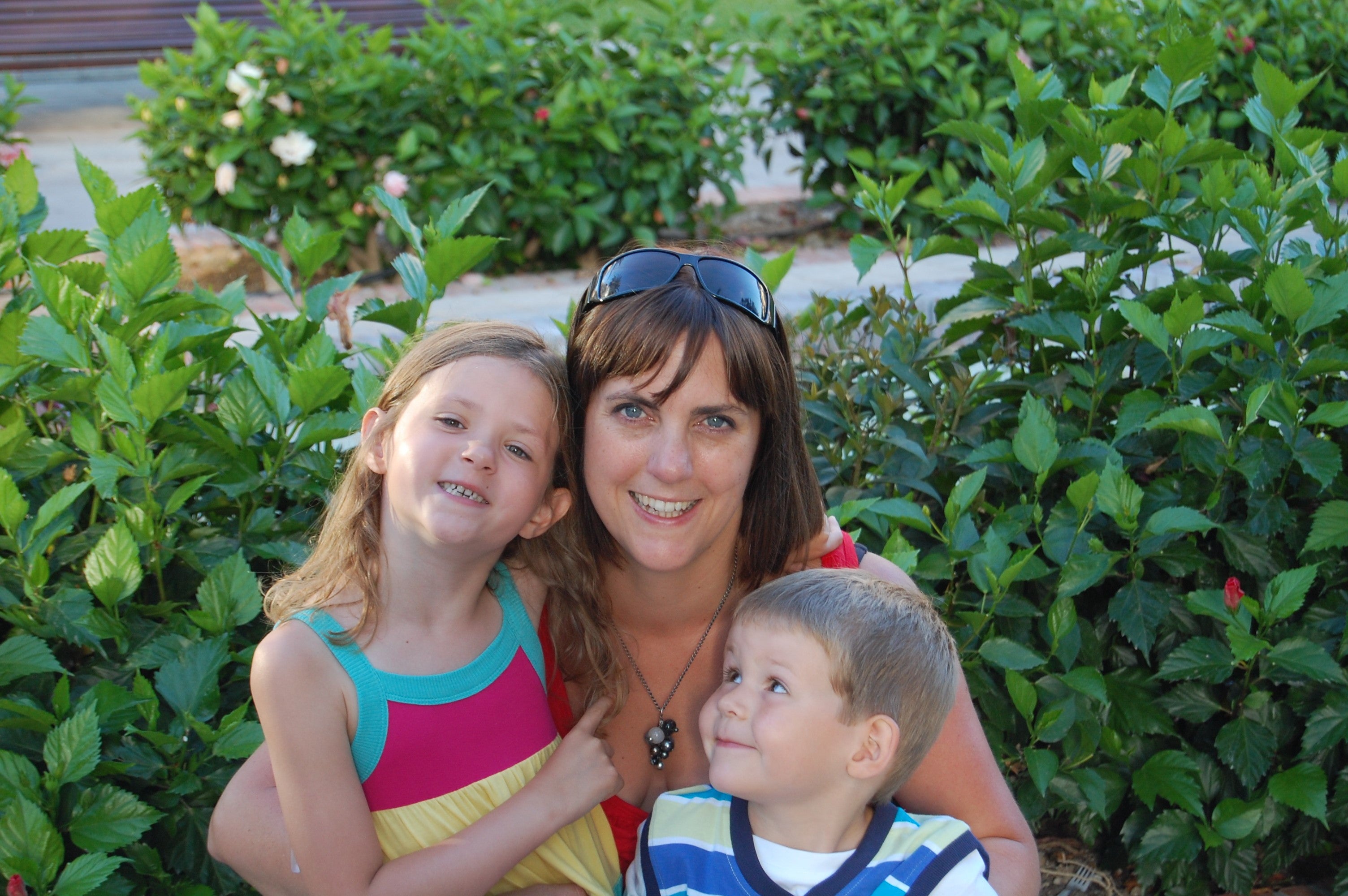 <p>Deb Gascoyne with her children just before she started treatment in 2010 </p>